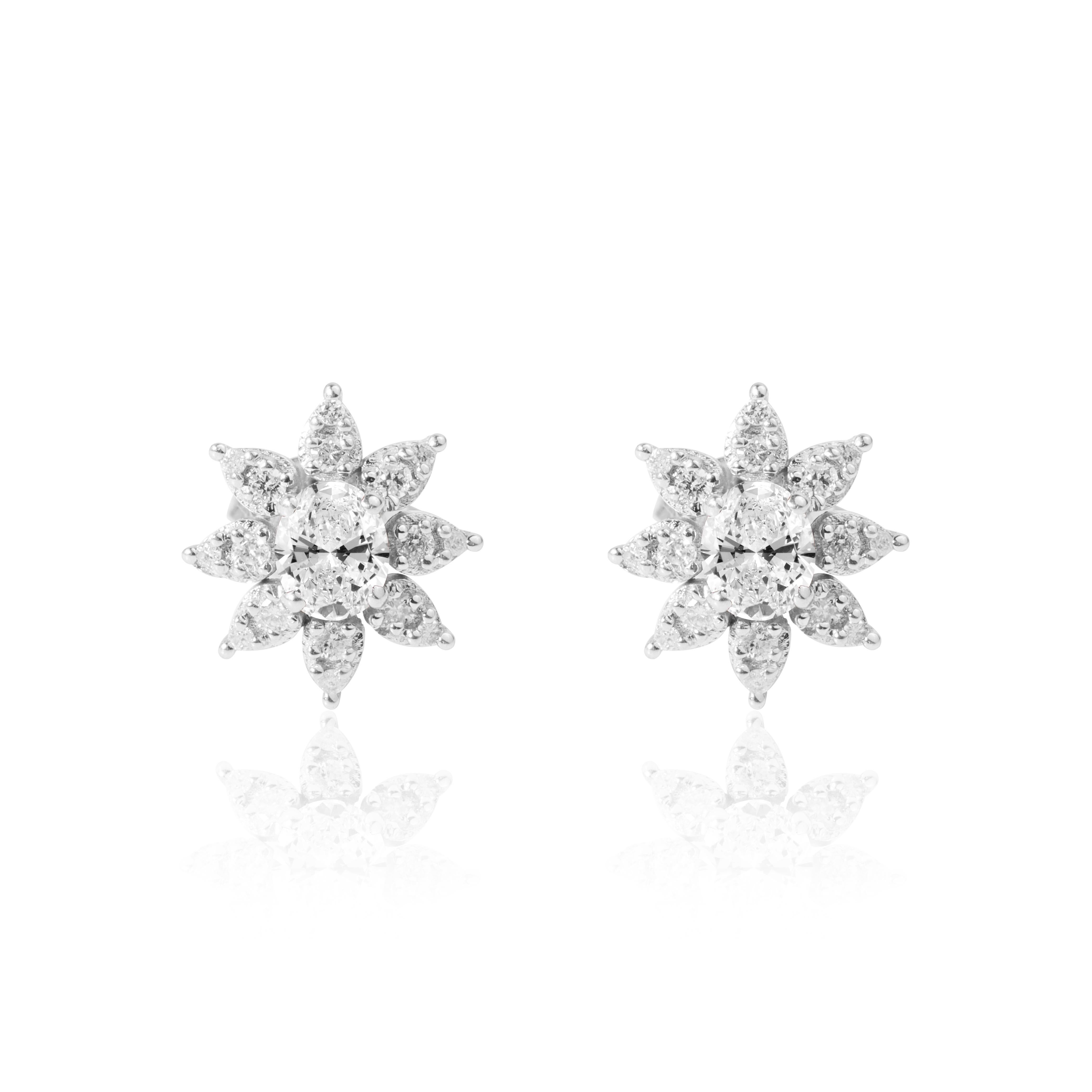 GIA Report Certified 0.8 Carats Oval E VS Natural Diamond Halo Stud Earrings


Available in 18k Yellow Gold.

Same design can be made also with other custom gemstones per request.

Product details:

💎Earth-mined Natural Diamond💎
🌸Cut:
