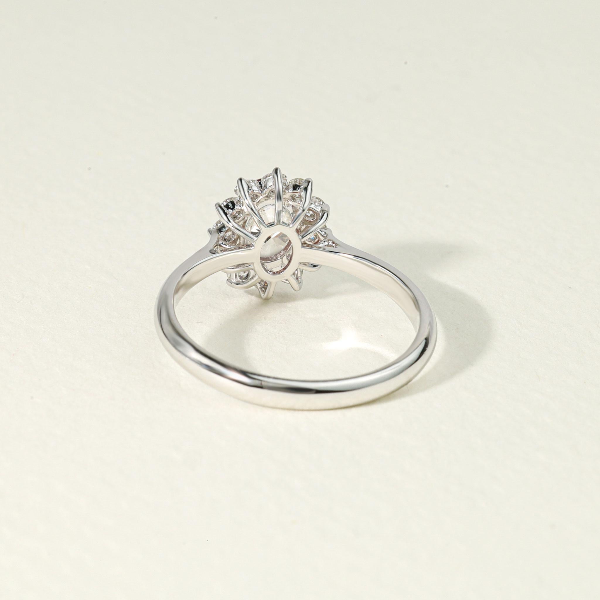 GIA Certified 1ct Oval-Cut Diamond Halo Engagement Ring in 18K White Gold In New Condition For Sale In Jaipur, RJ
