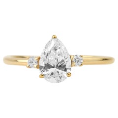 Rapporto GIA certificato 1 Carat E VS Pear Cut Diamond 18k Halo Engagement Ring