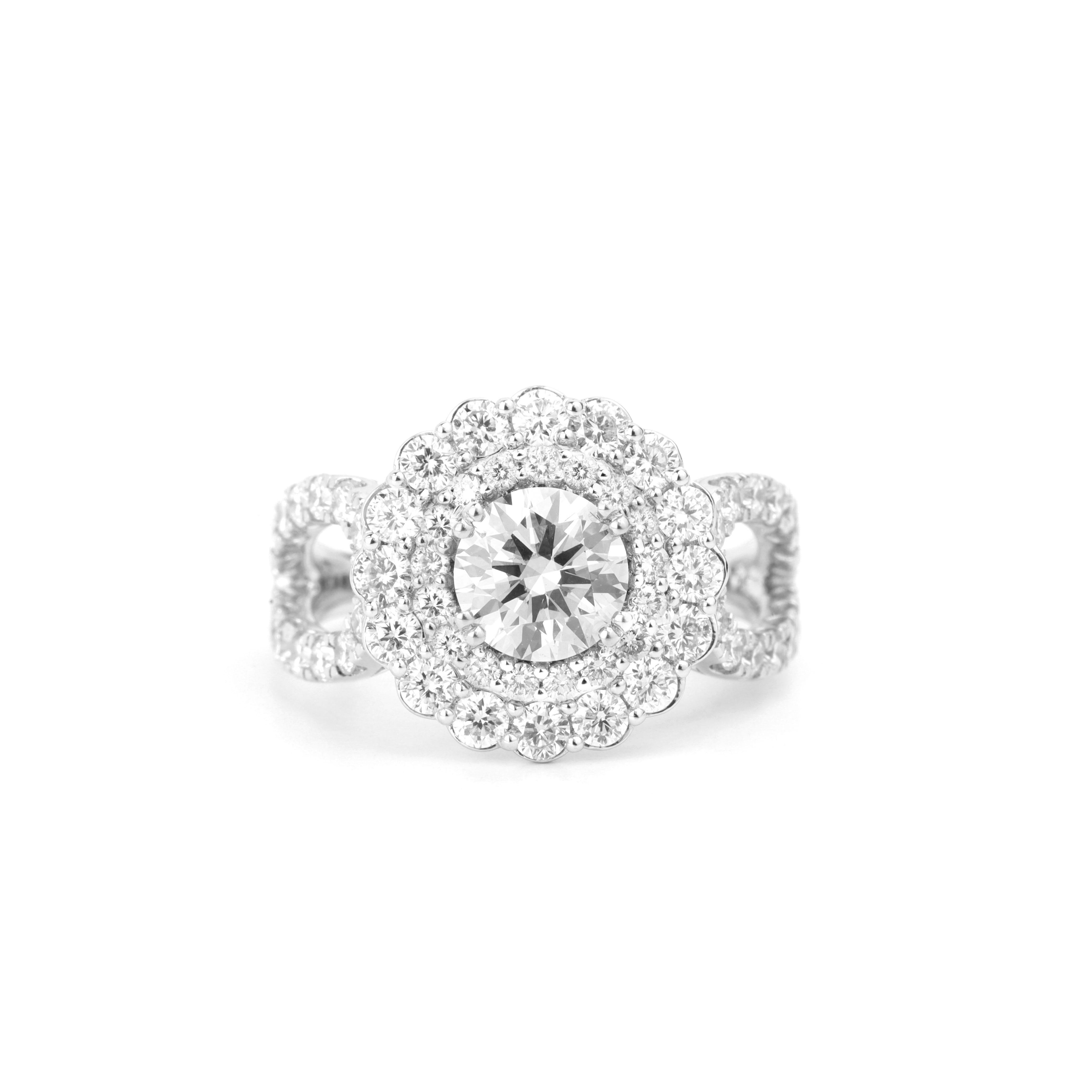 Art Deco GIA Report Certified 1 Carat Round Cut Double Halo Diamond Ring 18k White Gold For Sale