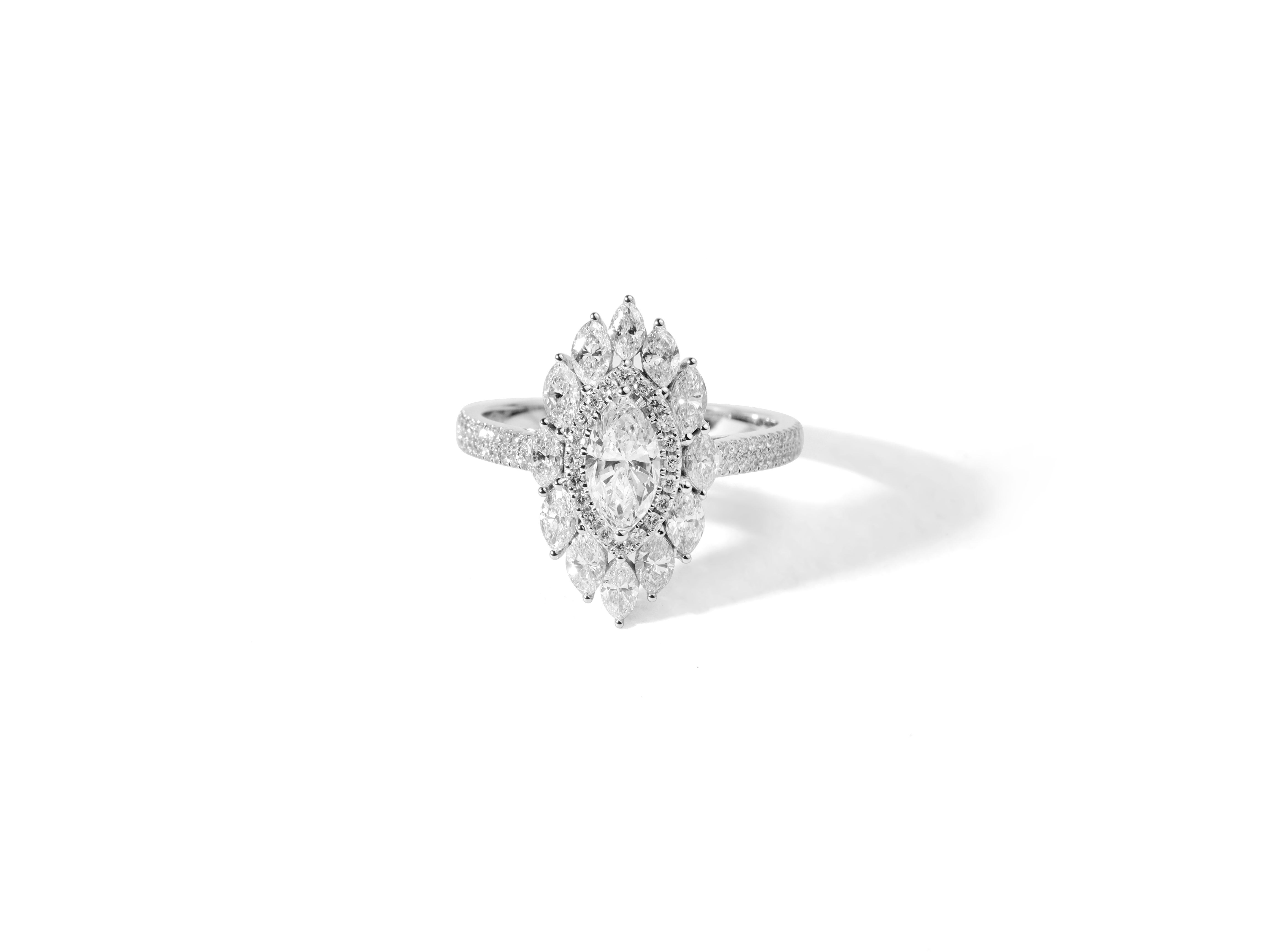 GIA Report Certified 1 Ct Marquise E VVS Diamond Halo Ring in 18k White Gold In New Condition For Sale In Jaipur, RJ