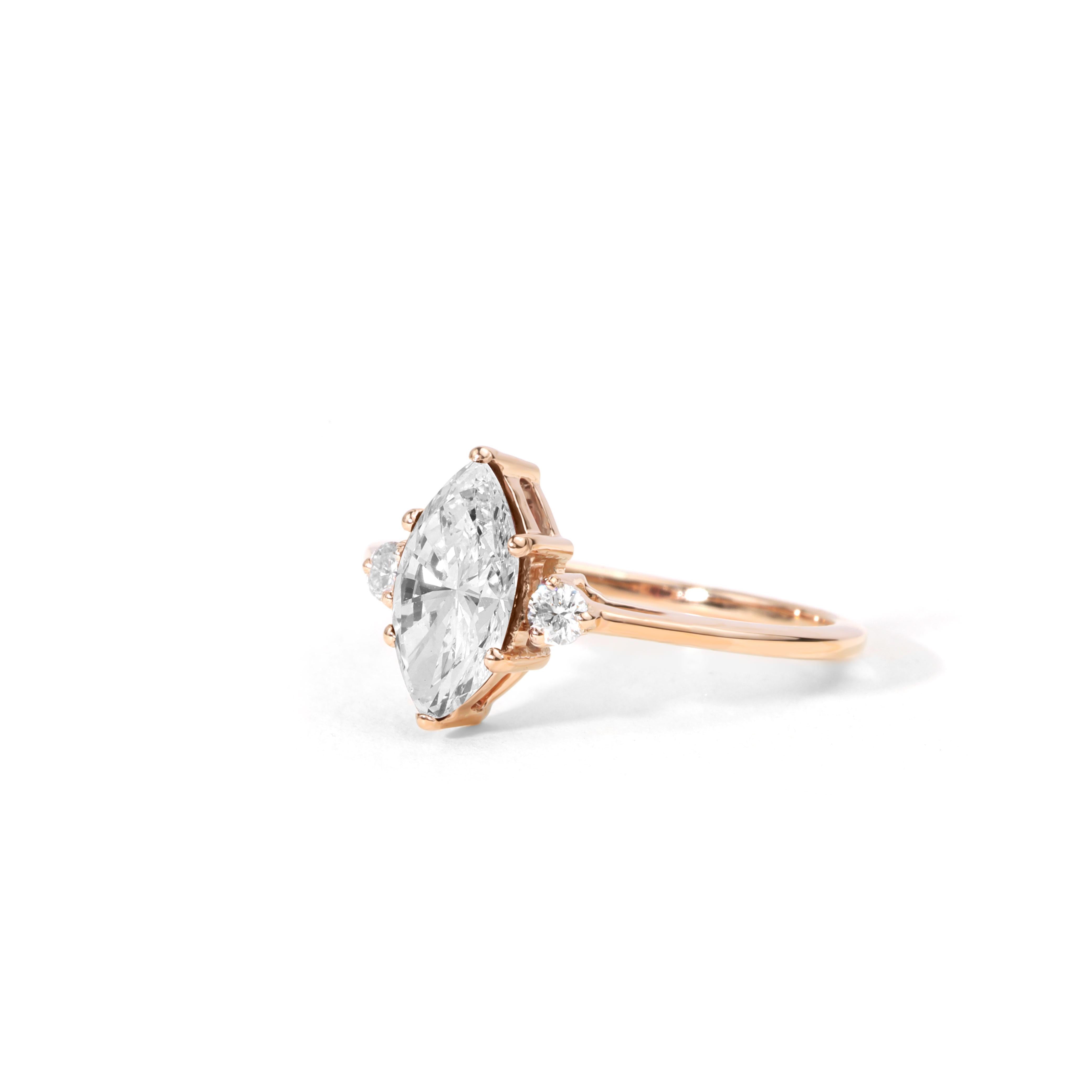 GIA Report Certified 1 Ct Marquise E VVS Diamond Halo Ring in 18k Yellow Gold In New Condition For Sale In Jaipur, RJ