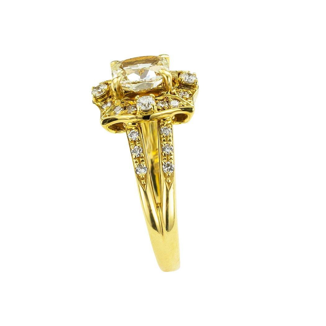 Contemporary GIA Report Certified 1.00 Carat Lite Yellow Diamond Yellow Gold Engagement Ring