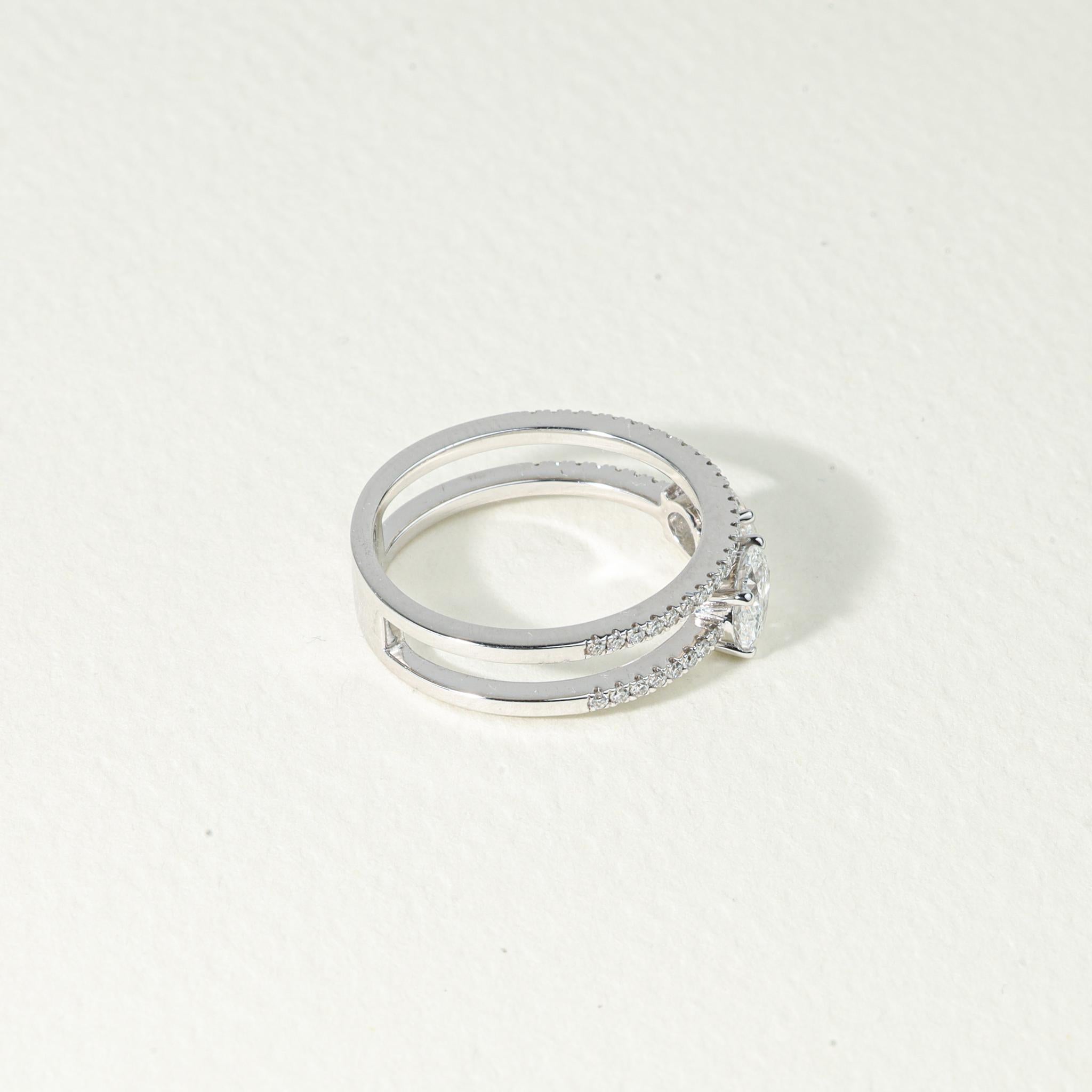 Women's GIA Certified 1.4ct Oval-Cut Diamond Toi et Moi Engagement Ring in 18K WhiteGold For Sale