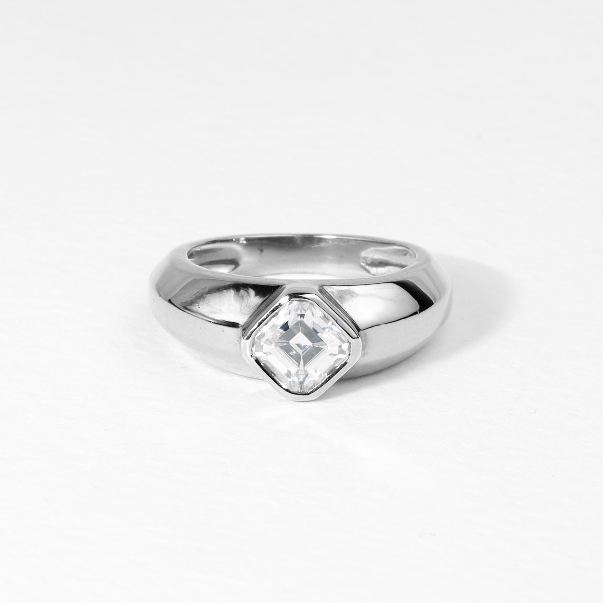 Men's GIA Report Certified 1.5 Carat Asscher Cut Diamond in 18k Gold Signet Ring  For Sale