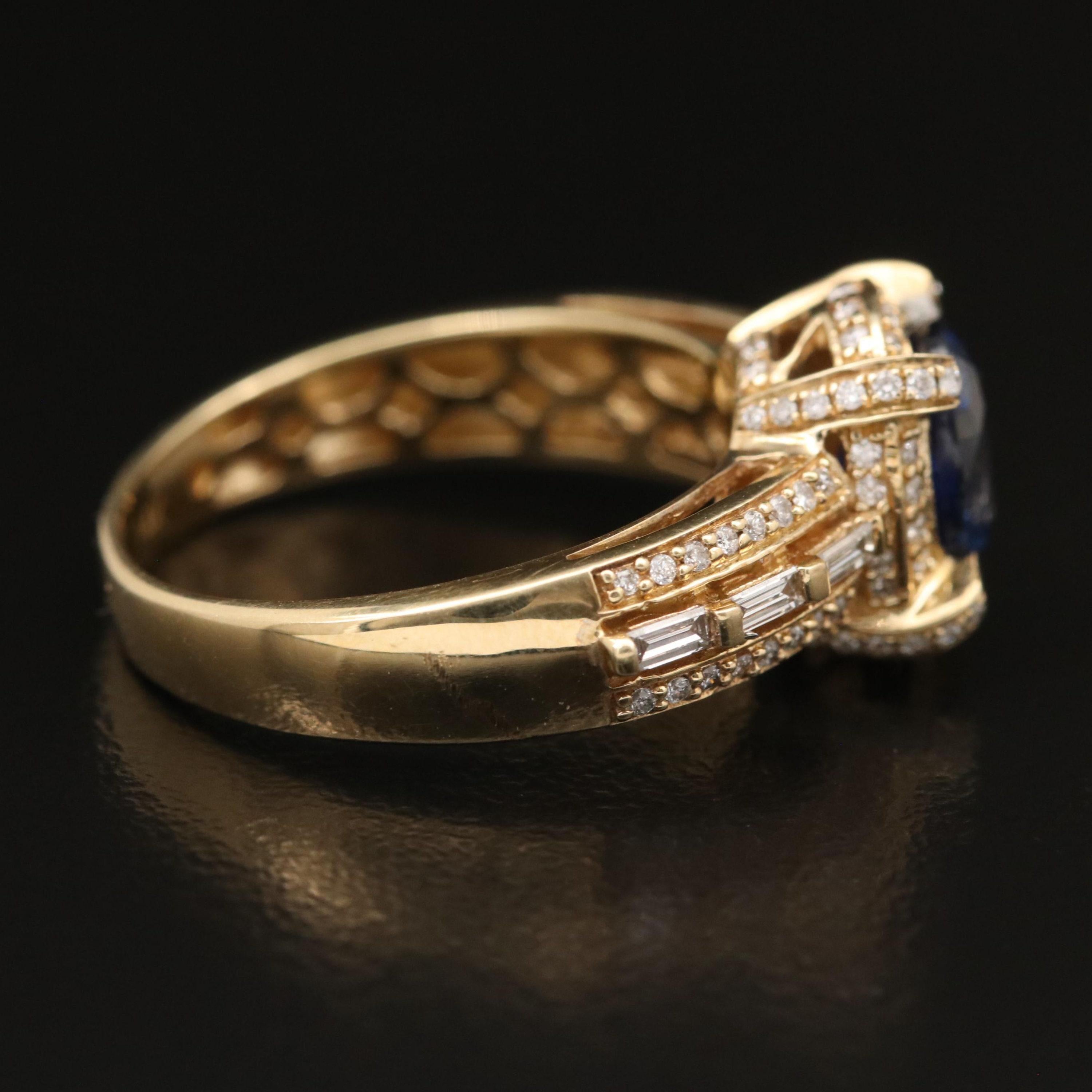 For Sale:  Art Deco 1.65 Carat Natural Sapphire and Diamond Yellow Gold Engagement Ring 3