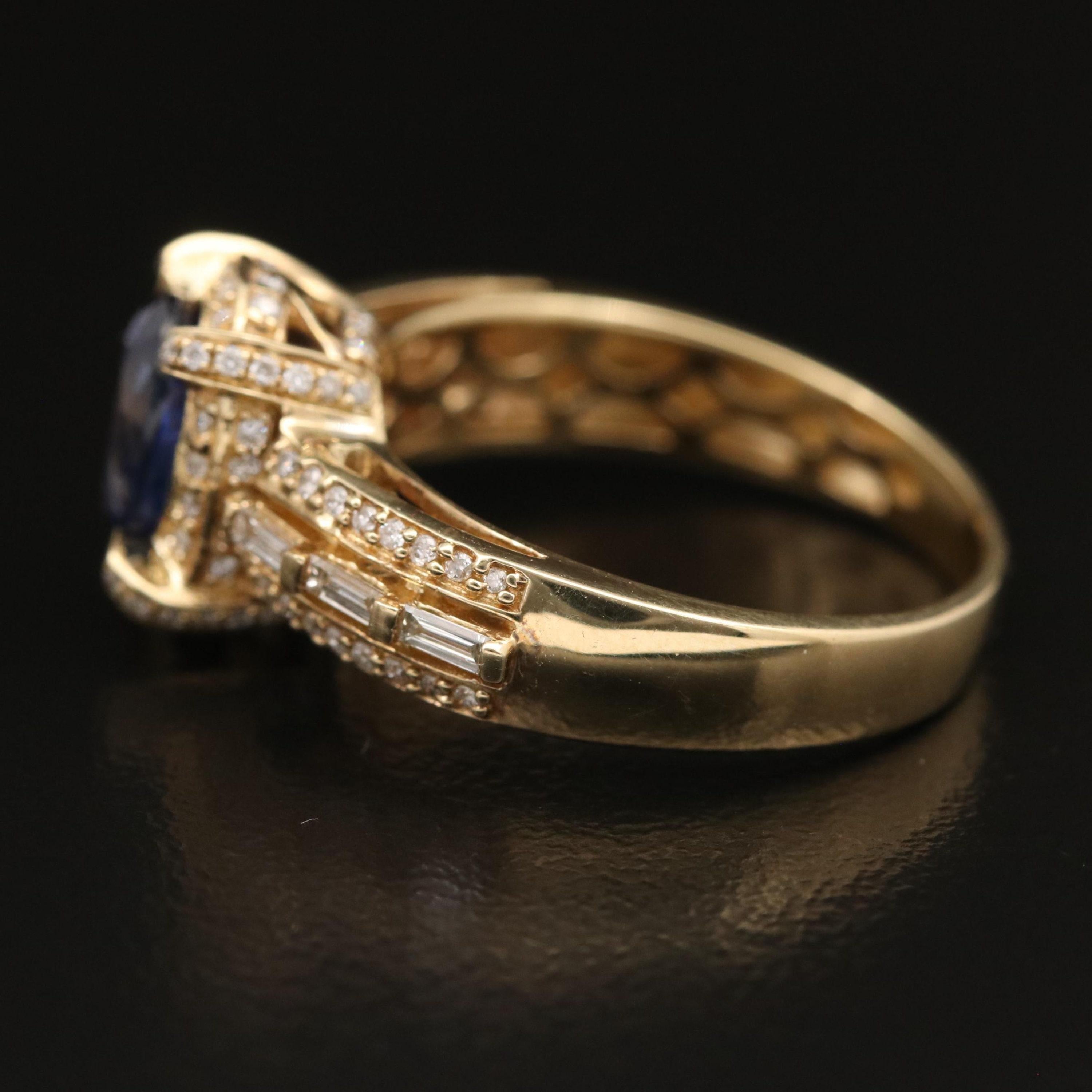 For Sale:  Art Deco 1.65 Carat Natural Sapphire and Diamond Yellow Gold Engagement Ring 5