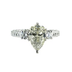 GIA Report Certified 2.20 Carats Pear Shaped Diamond Engagement Ring