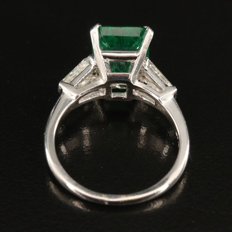 For Sale:  Art Deco 2.8 Carat Emerald and Diamond White Gold Cocktail Ring Engagement Ring 4