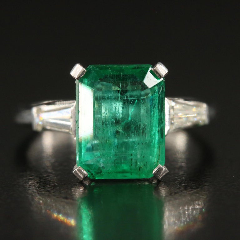 For Sale:  Art Deco 2.8 Carat Emerald and Diamond White Gold Cocktail Ring Engagement Ring 6