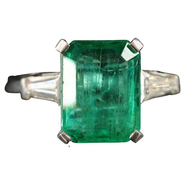 For Sale:  Art Deco 2.8 Carat Emerald and Diamond White Gold Cocktail Ring Engagement Ring