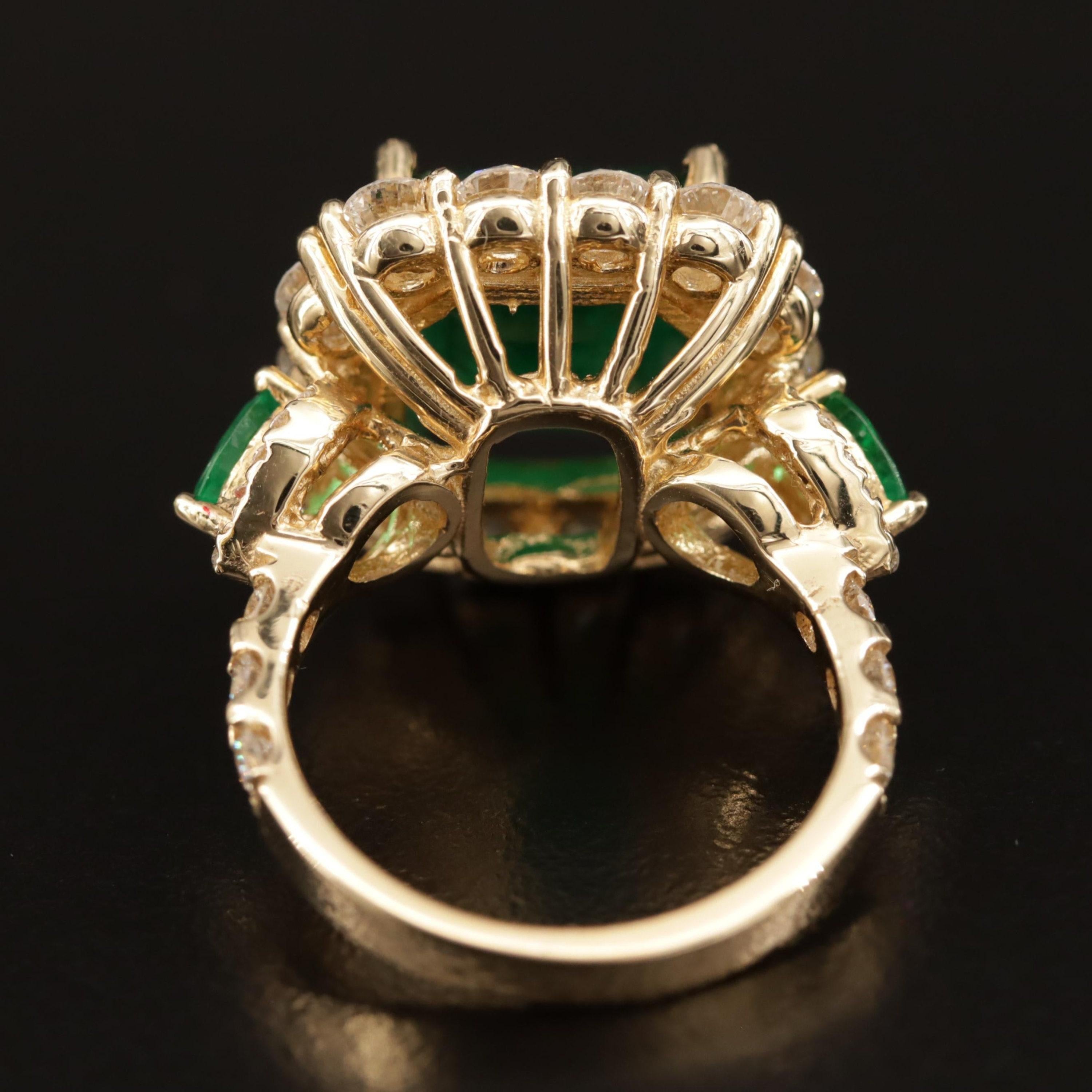 For Sale:  Art Deco 3 Carat Natural Emerald Diamond Cocktail Ring, 18K Gold Engagement Ring 3