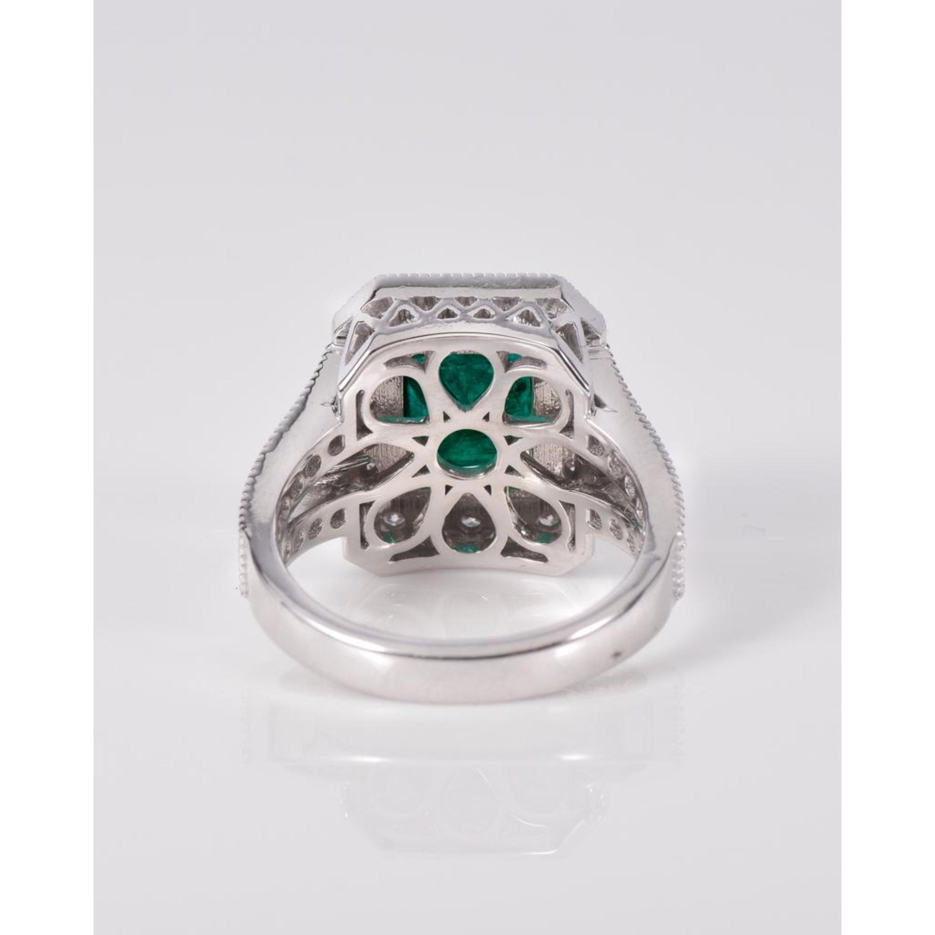 For Sale:  Art Deco 3.01 Carat Emerald and Diamond White Gold Engagement Ring Wedding Ring 4
