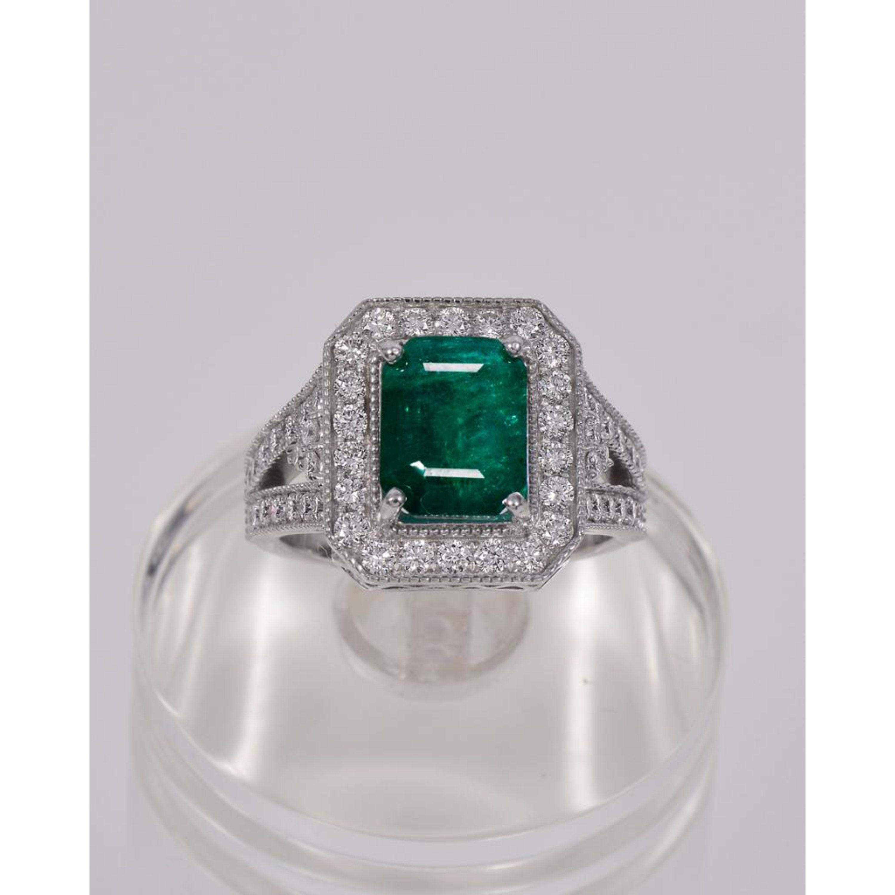 For Sale:  Art Deco 3.01 Carat Emerald and Diamond White Gold Engagement Ring Wedding Ring 7