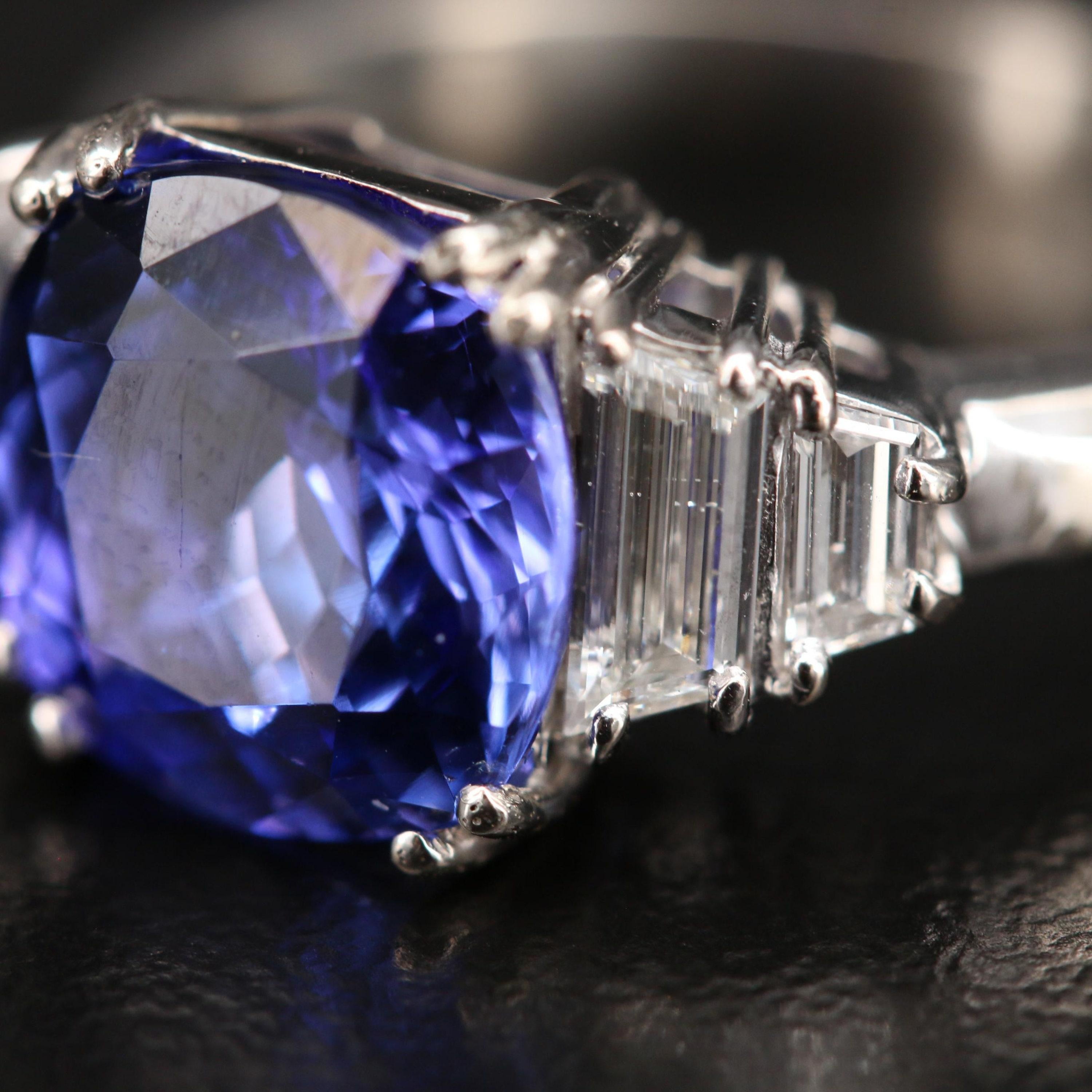 For Sale:  Certified 3 Carat Tanzanite and Diamond White Gold Engagement Ring 2