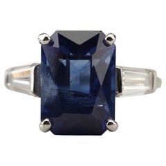 Art Deco 5 CT Certified Natural Sapphire and Diamond Engagement Ring in 18K Gold