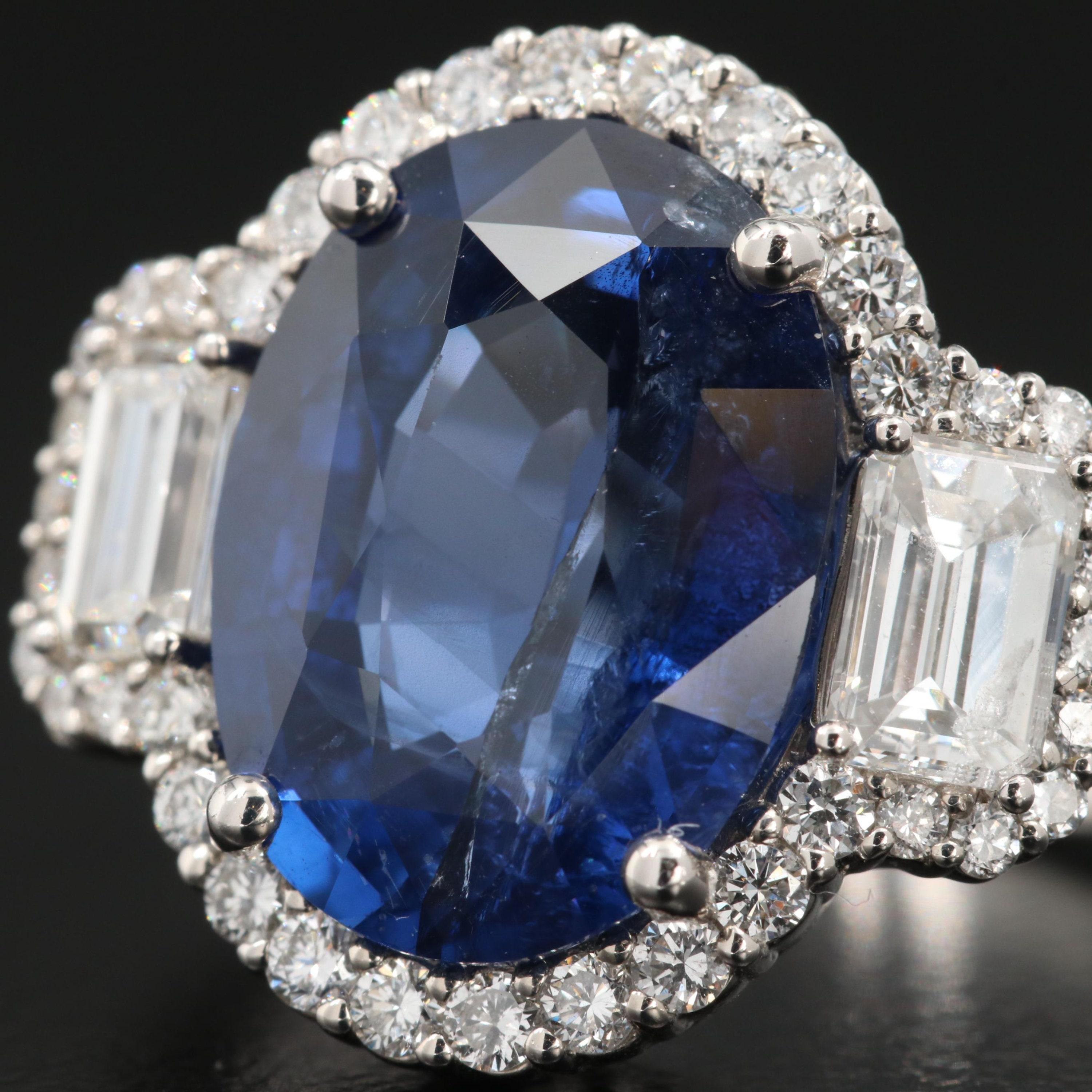 For Sale:  5 Carat Natural Sapphire Diamond Engagement Ring Set in 18K Gold, Cocktail Ring 2