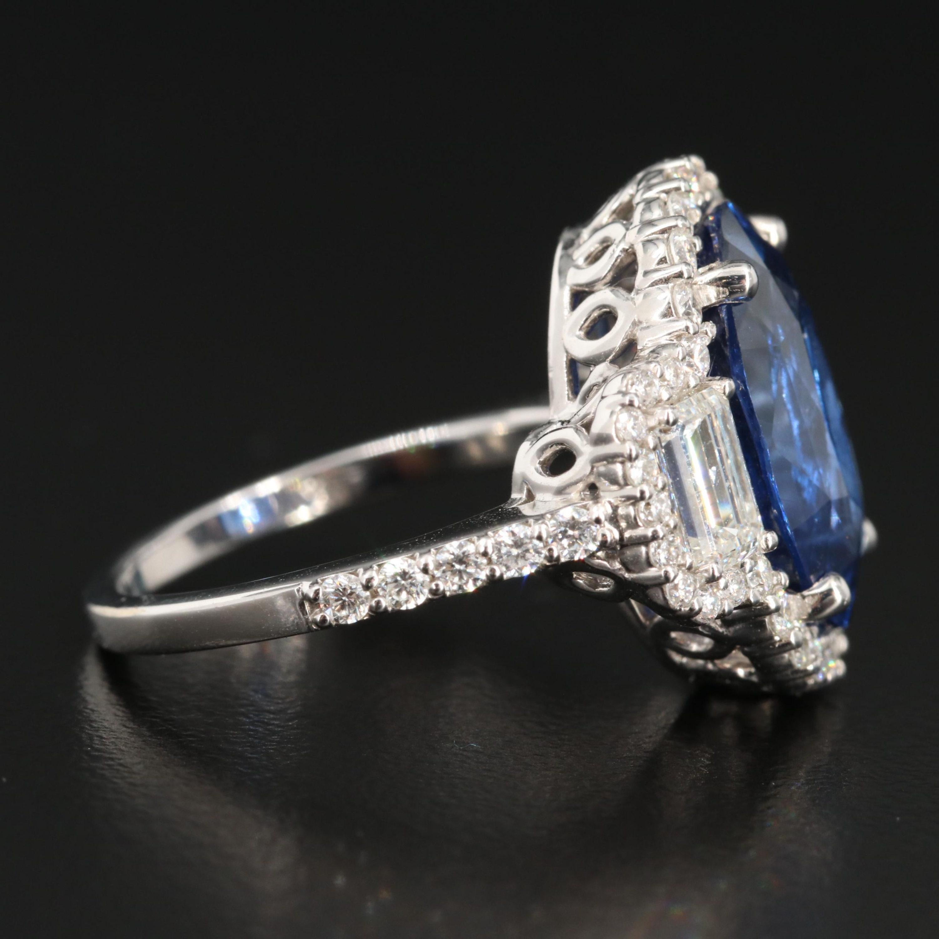 For Sale:  5 Carat Natural Sapphire Diamond Engagement Ring Set in 18K Gold, Cocktail Ring 6