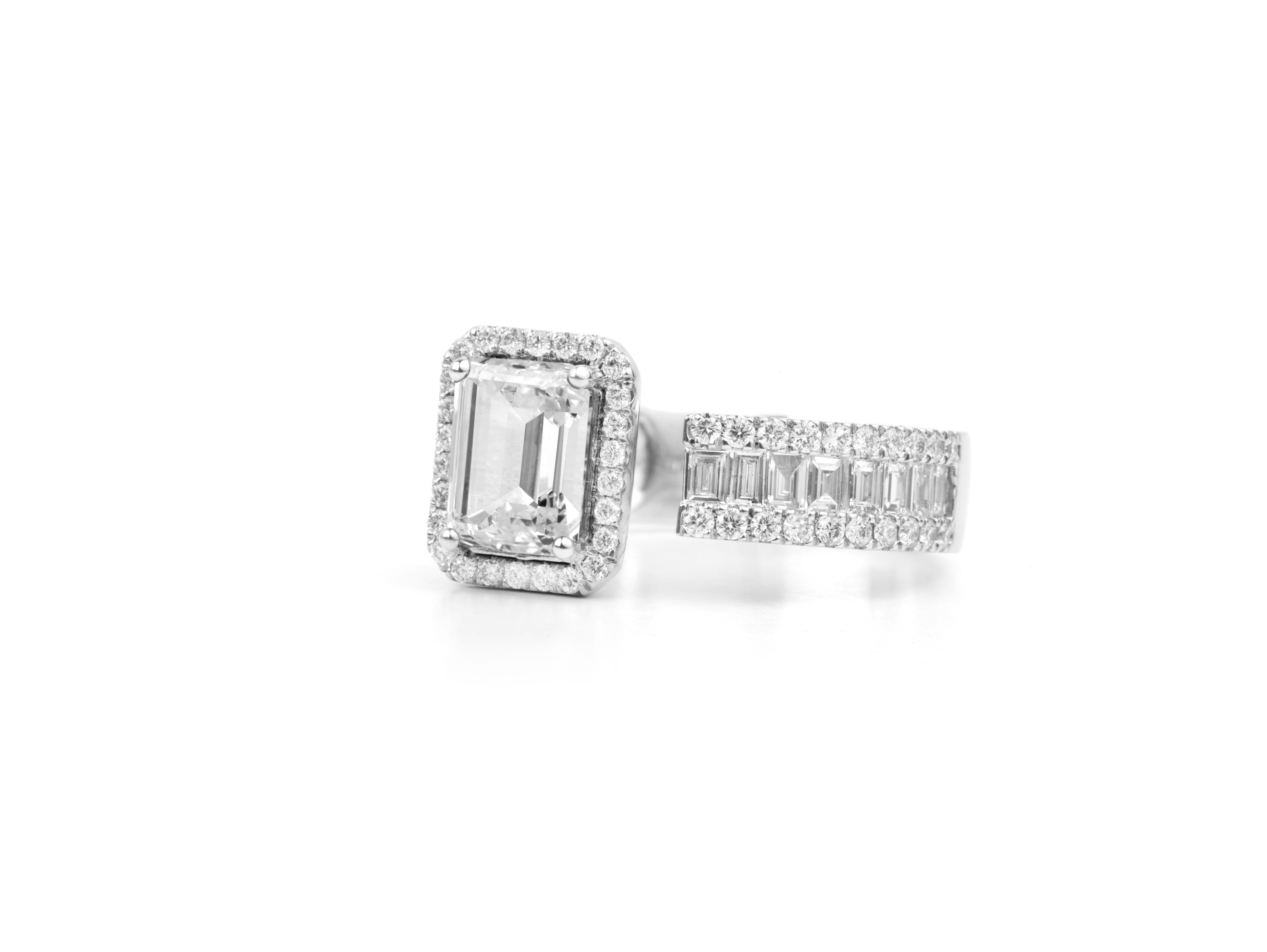Art Deco GIA Report Certified 1.5 Carat G VS Emerald Cut Diamond Engagement Ring For Sale