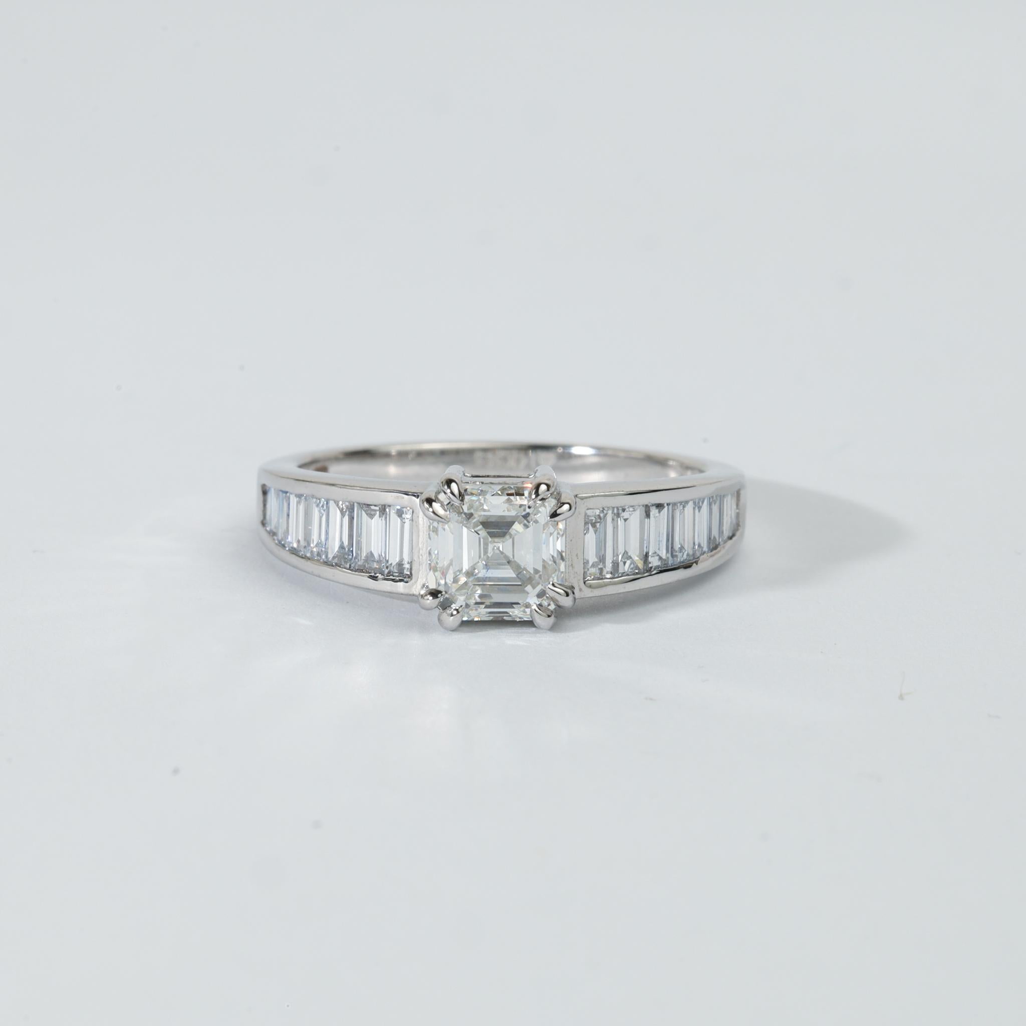 GIA Report Certified Asscher Cut E VVS, 1 carat Diamond Ring 18k White Gold 

Available in 18k White gold.

Same design can be made also with other custom gemstones per request.

Product details:

- Solid gold (18k White)

- Main stone - GIA Report