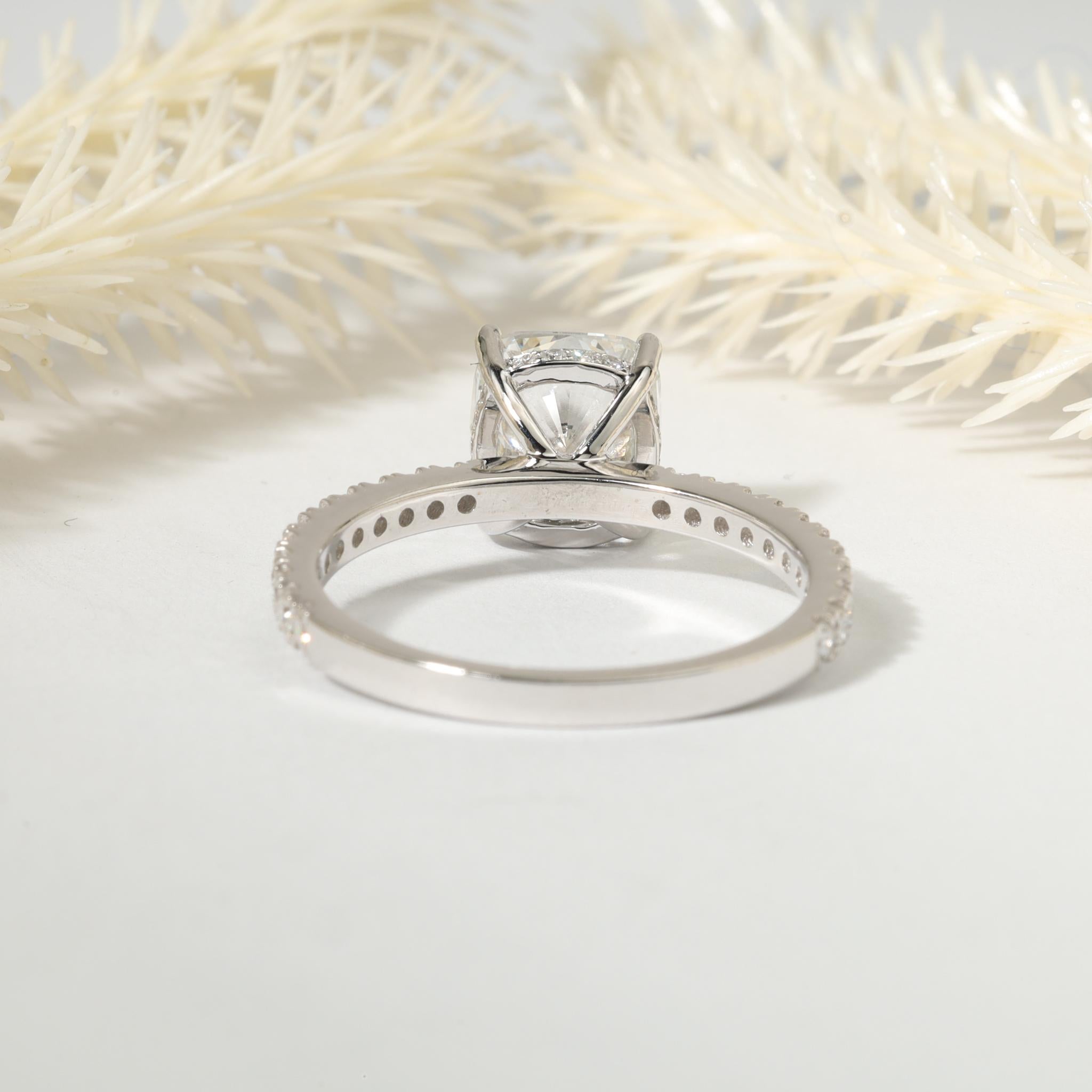 Women's GIA Report Certified Cushion Cut E VS 2 Carat Diamond Solitaire Ring 18k White For Sale