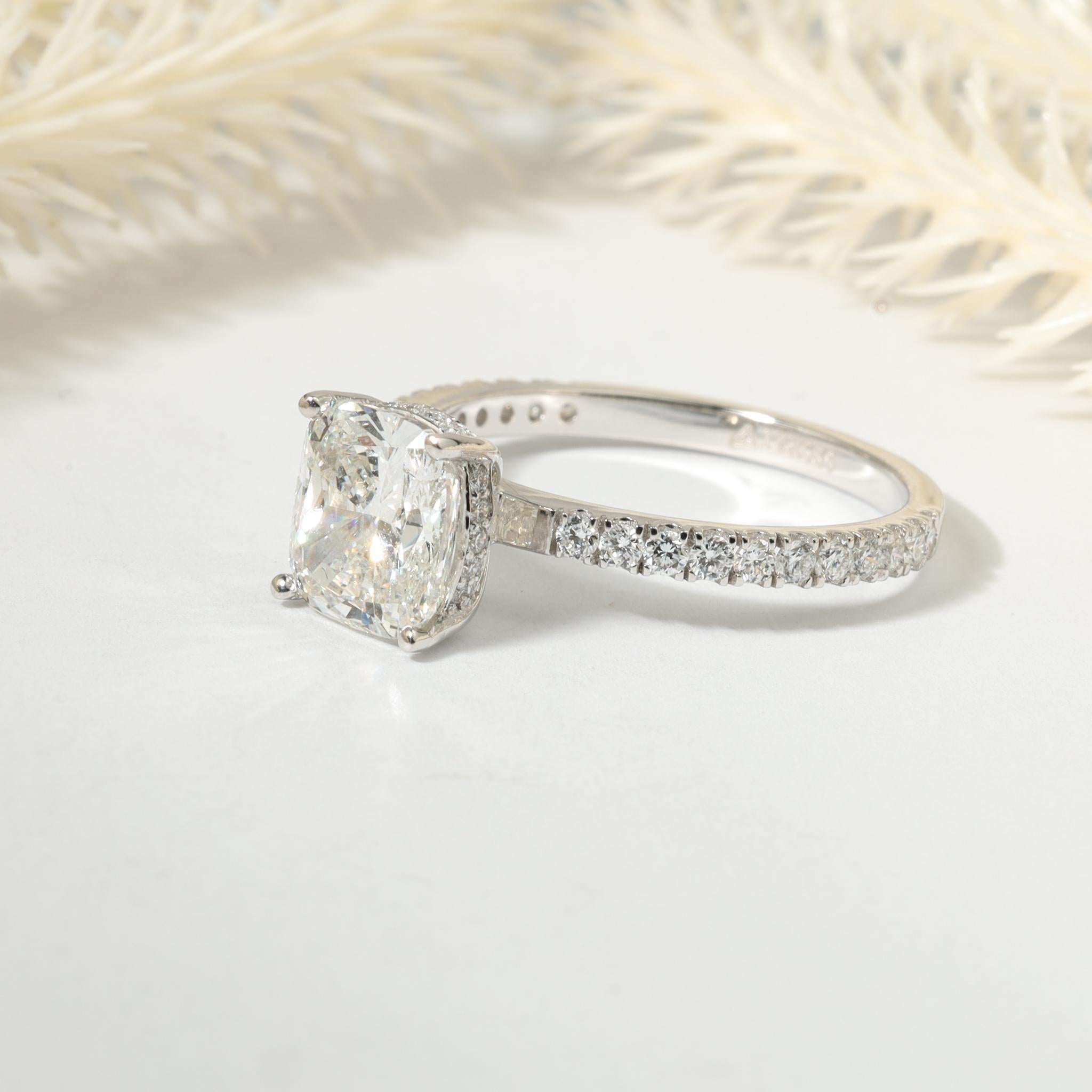 Heart Cut GIA Report Certified Cushion Cut E VS 2 Carat Diamond Solitaire Ring Platinum For Sale