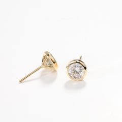 GIA Certified 4.0tcw Round Diamond Solitaire Stud Earrings in 18K Yellow Gold