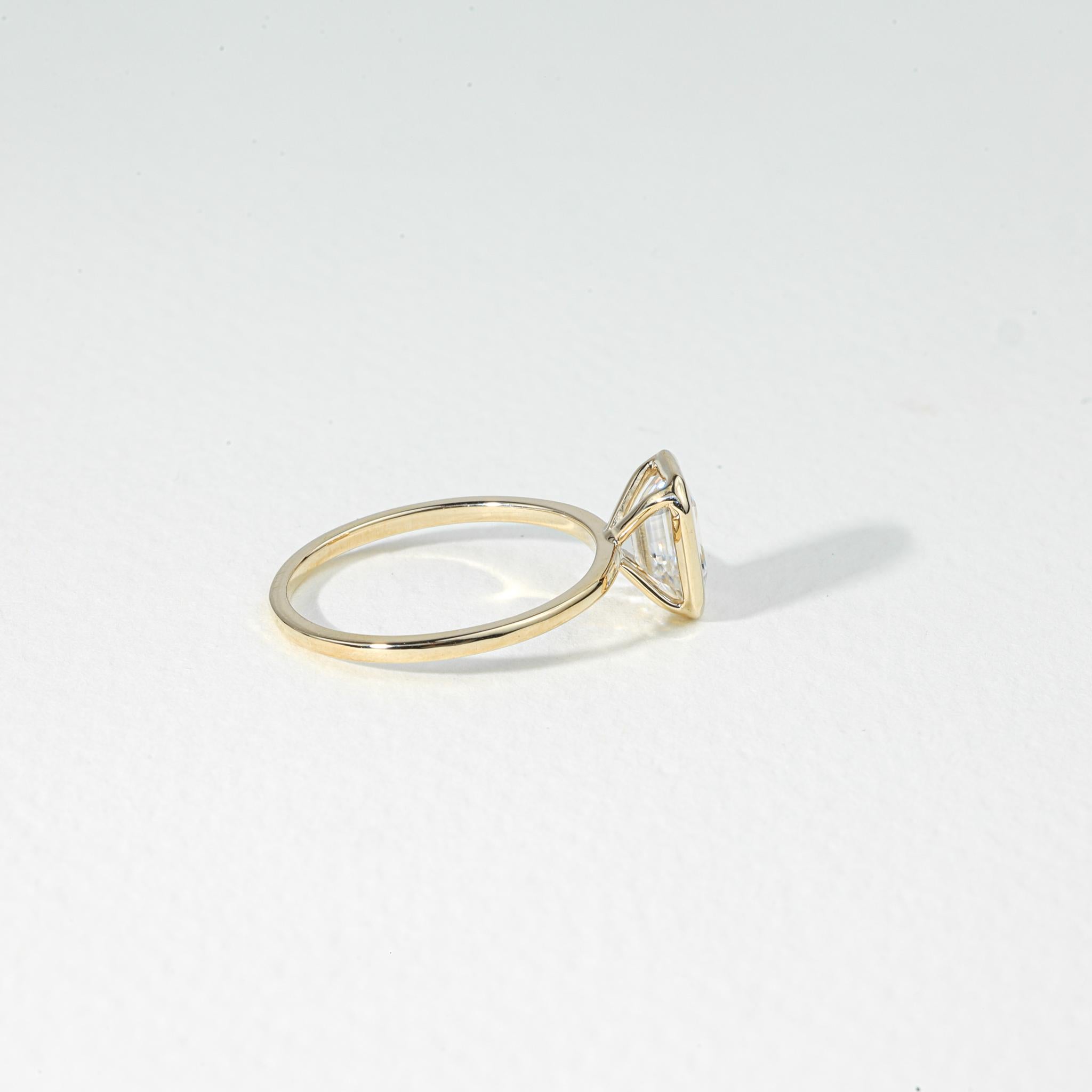 GIA-Bericht zertifizierter D VS 1 Karat Solitär-Diamant-Verlobungsring mit Smaragdschliff im Zustand „Neu“ im Angebot in Jaipur, RJ
