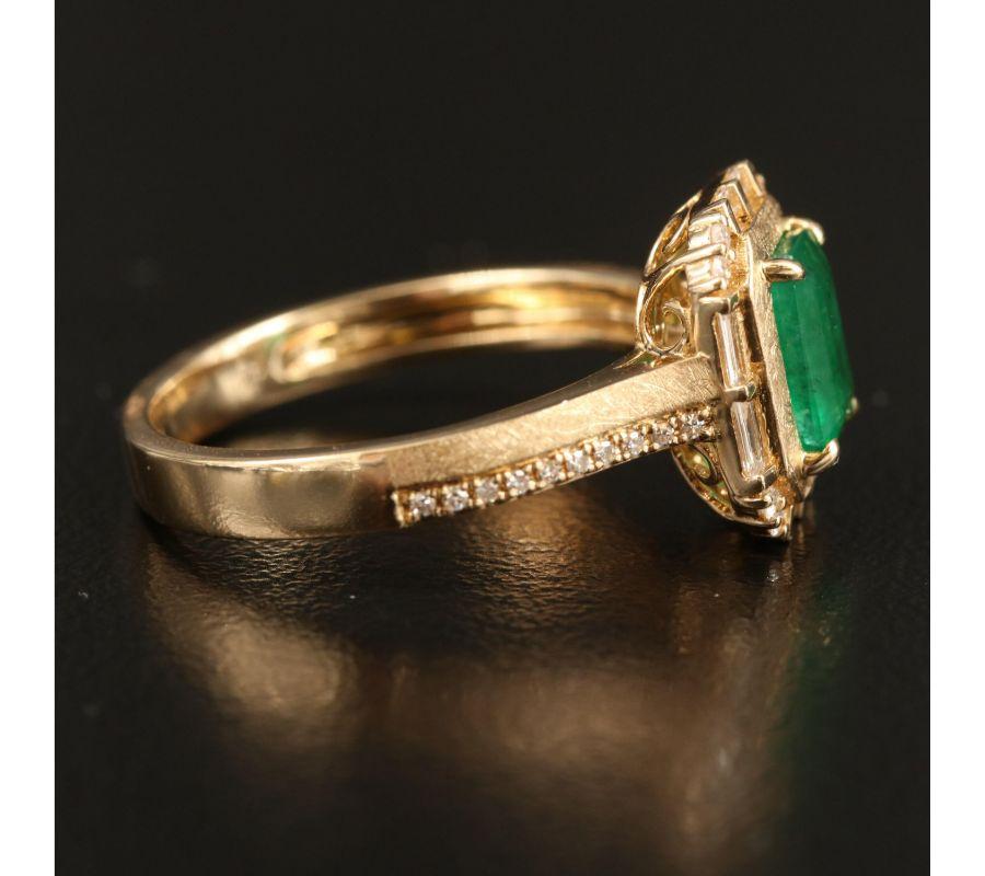 For Sale:  Art Deo Natural Emerald and Diamond Yellow Gold Engagement Ring Bridal Ring 3