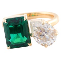 18K Gold Natural Emerald and Diamond Antique Art Deco Style Engagement Ring