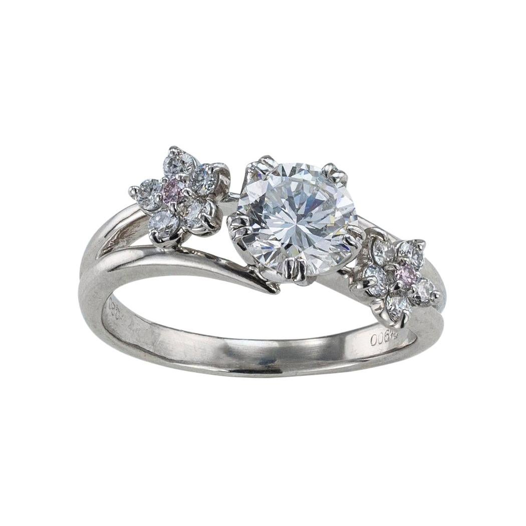 Bague de fiançailles en platine avec diamant de 0,85 carat de couleur F certifiée par le GIA