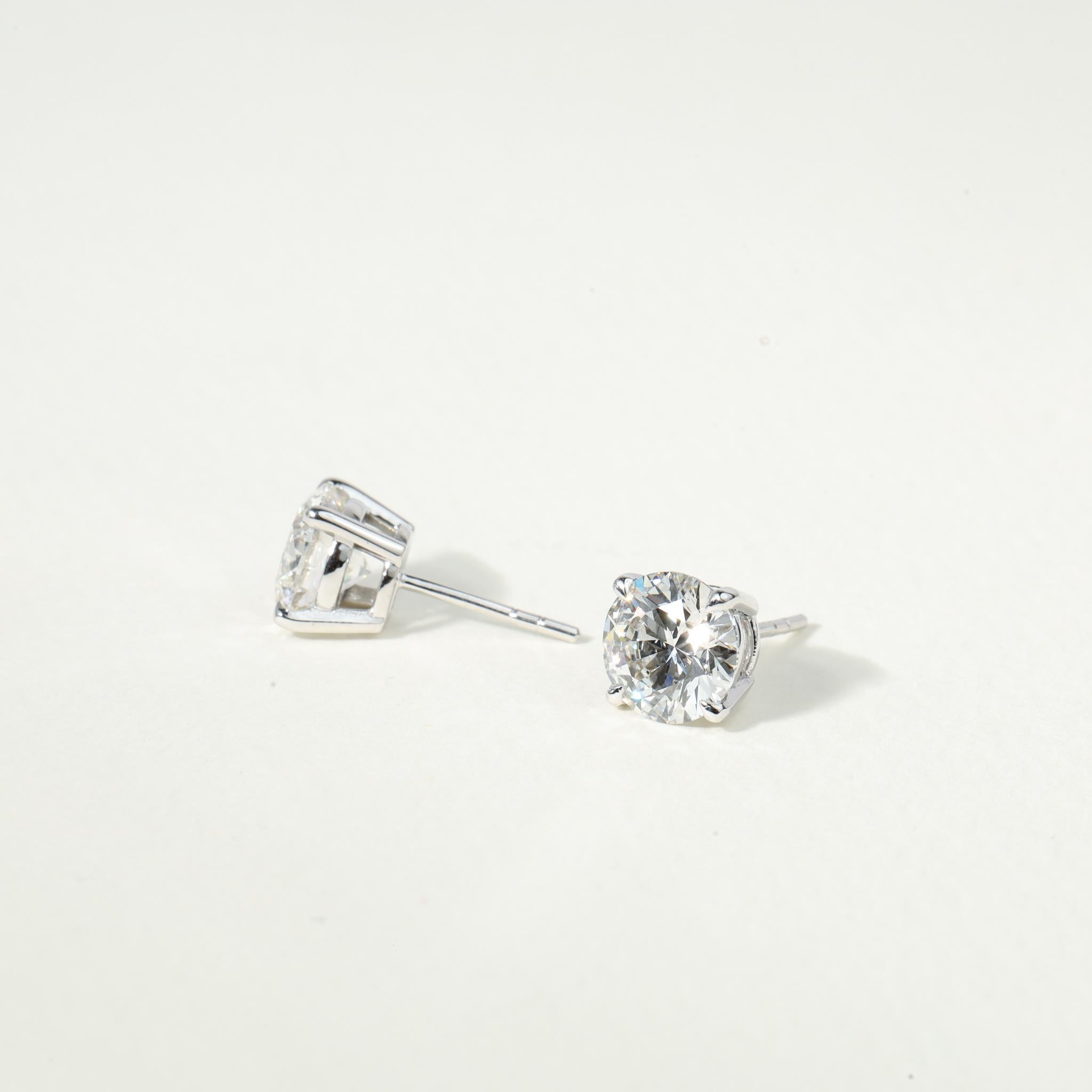 GIA Report Certified G VS 4 TCW Diamond Round Cut Stud Earrings for her In New Condition For Sale In Jaipur, RJ