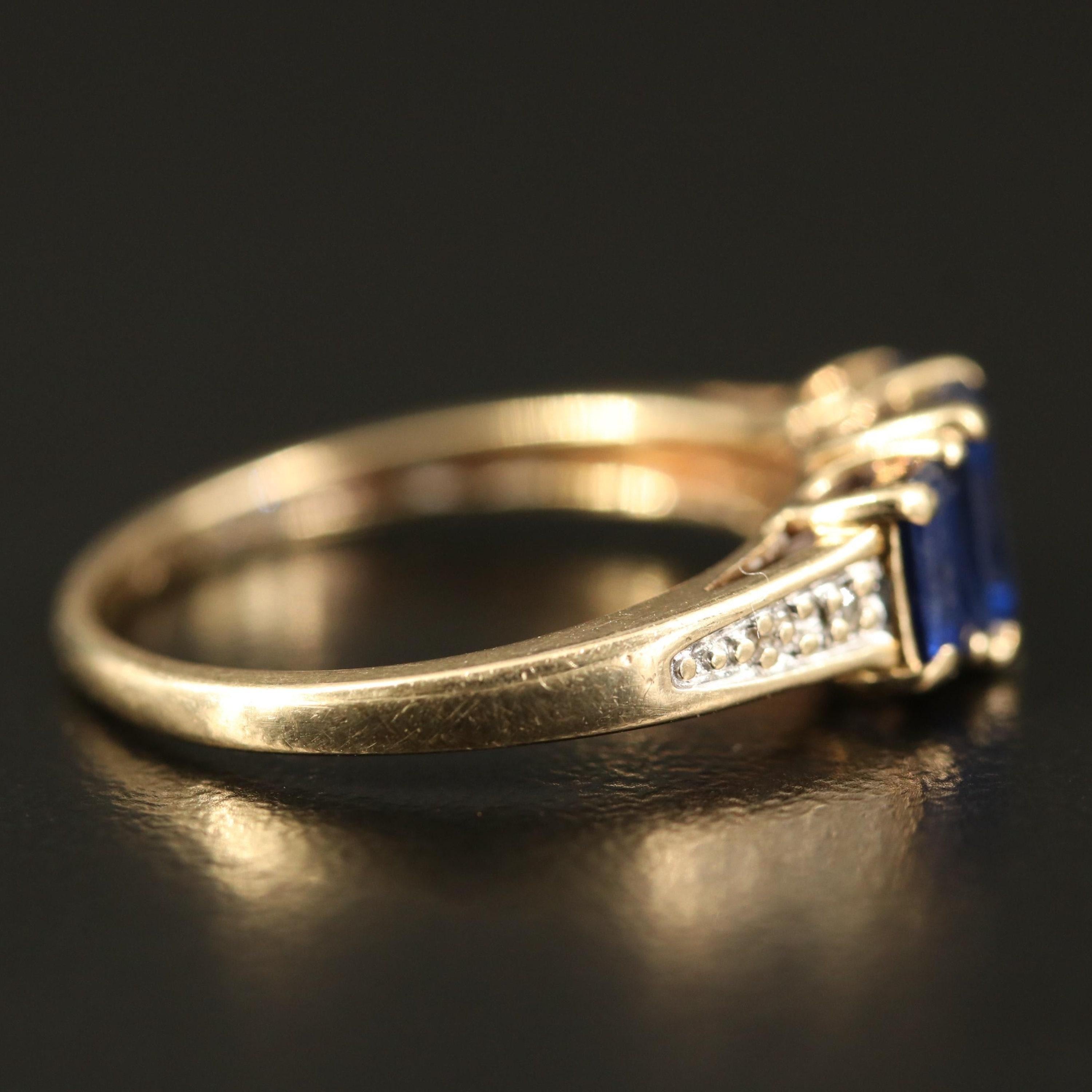 For Sale:  18K Gold Natural Sapphire and Diamond Antique Art Deco Style Engagement Ring 5