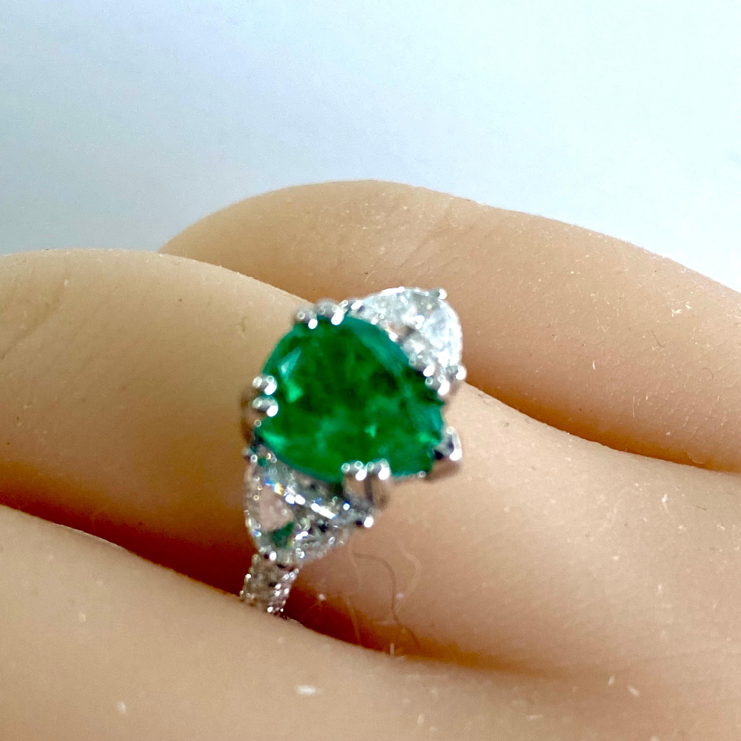 Pear Cut GIA Certified Colombian Pear Emerald Diamond 3.35 Carat 18 Karat Gold Ring For Sale
