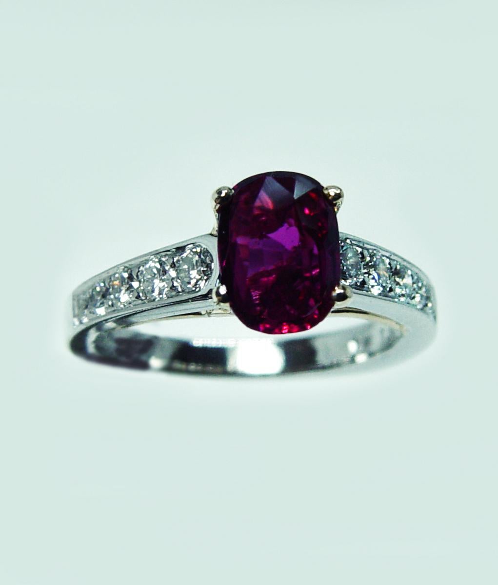 GIA Richard Krementz Rubí tailandés natural Diamante Anillo de platino RKG 1866 Cert en venta 2