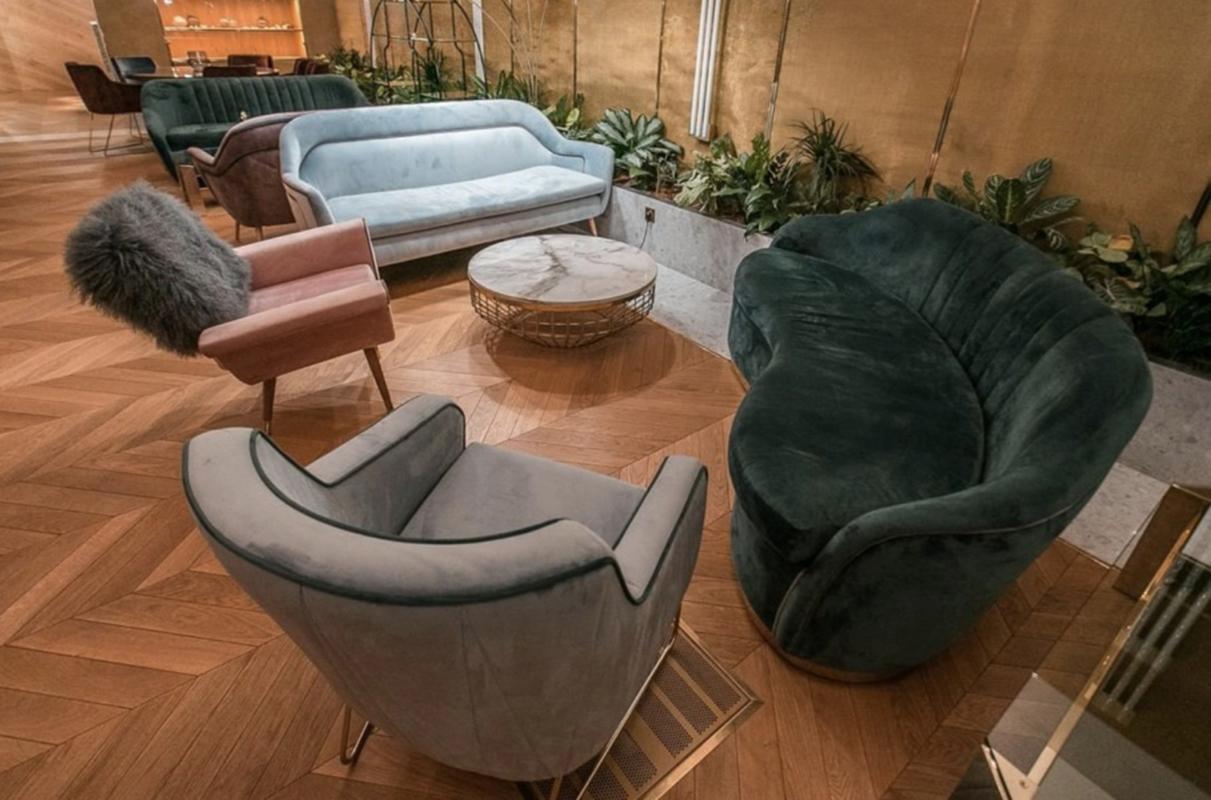 Gia Rundes Sofa mit 4 Sitzmöbeln (Polster) im Angebot