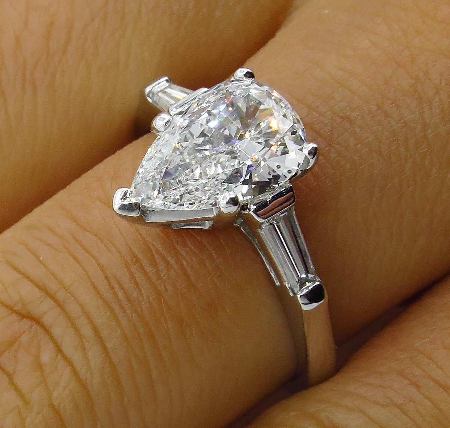 GIA Shy 2.00 Carat Colorless Pear Diamond Engagement Wedding Platinum Ring 8