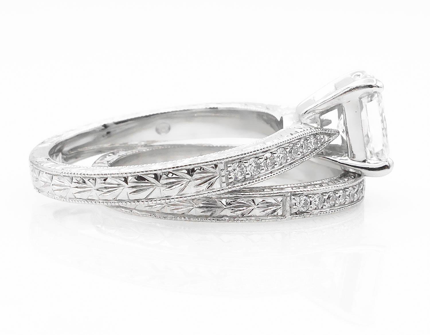 GIA SHY 2,00 Karat Estate Vintage Radiant Diamant Hochzeit Platin Ring im Angebot 4