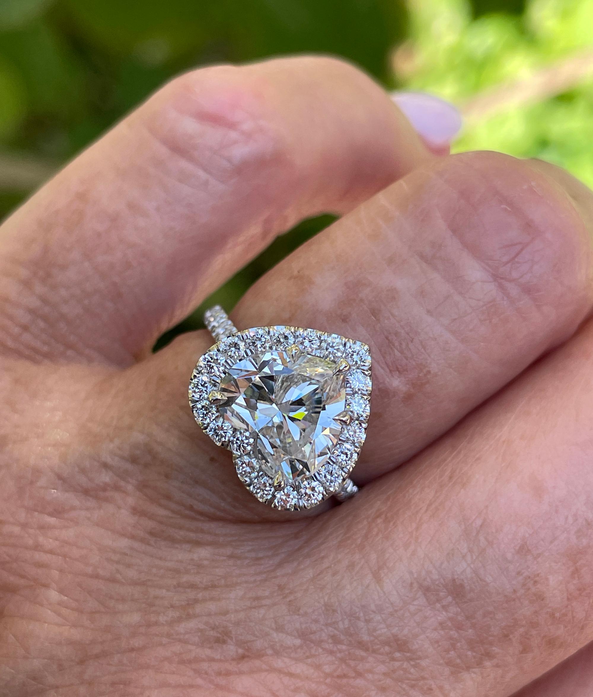 GIA schüchtern 4.0ctw HEART geformt Diamant Halo Anwesen Vintage Engagement Platin Ring im Angebot 10