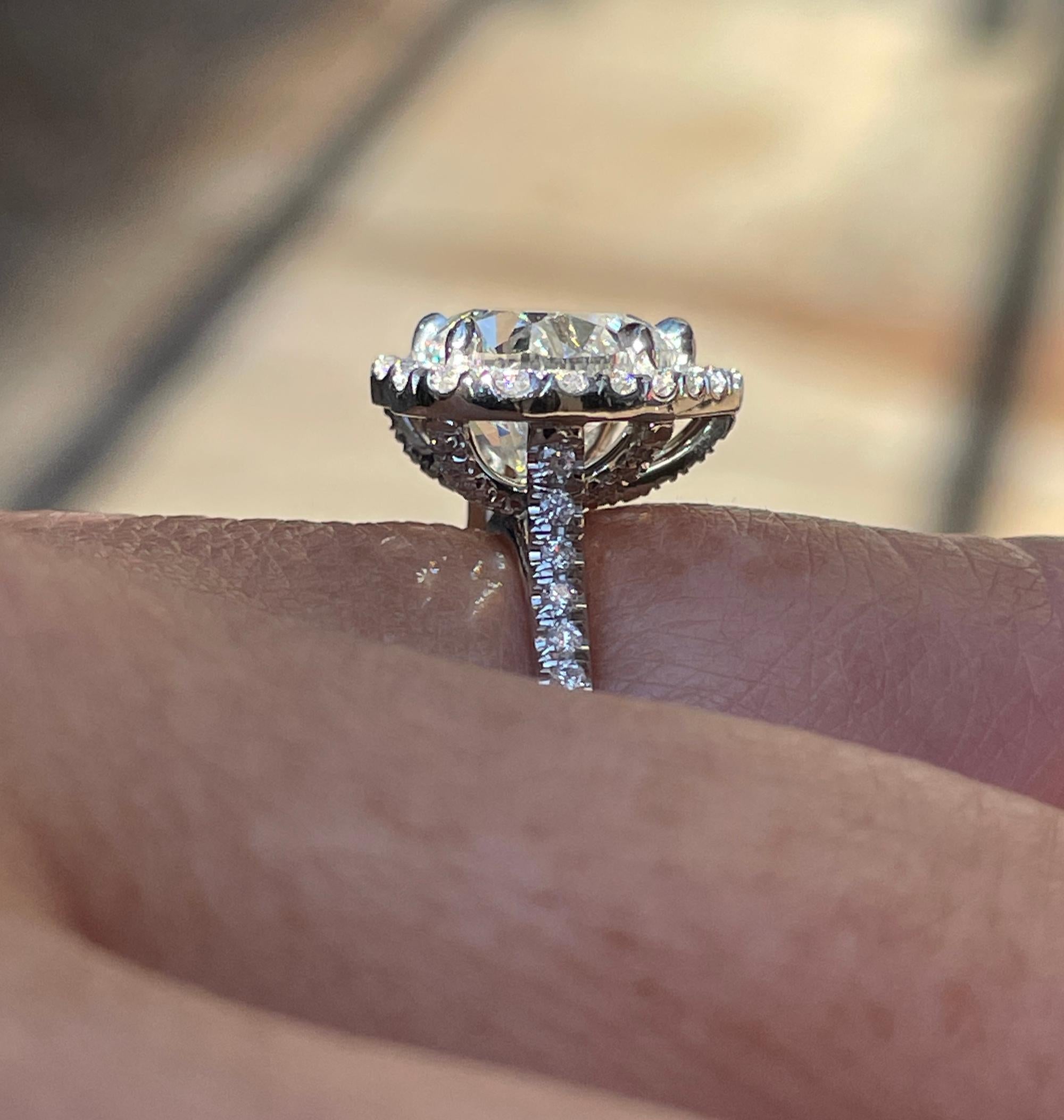 GIA schüchtern 4.0ctw HEART geformt Diamant Halo Anwesen Vintage Engagement Platin Ring im Angebot 6