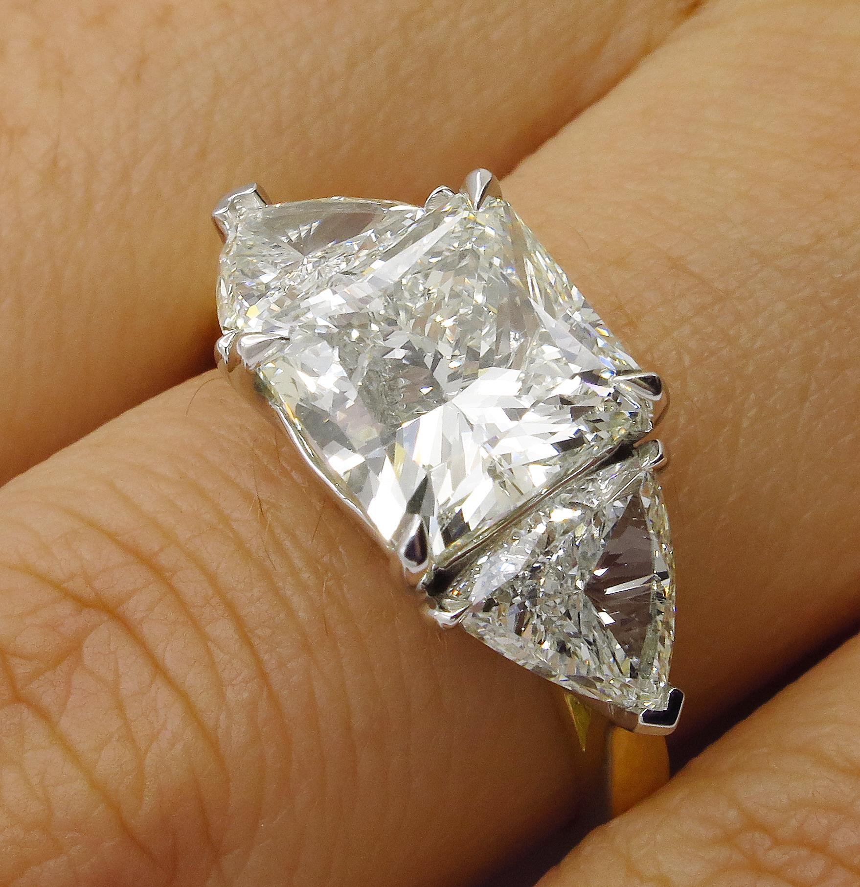 GIA Shy 5.00 Carat Radiant Diamond 3-Stone Wedding Plat Yellow Gold Ring 5