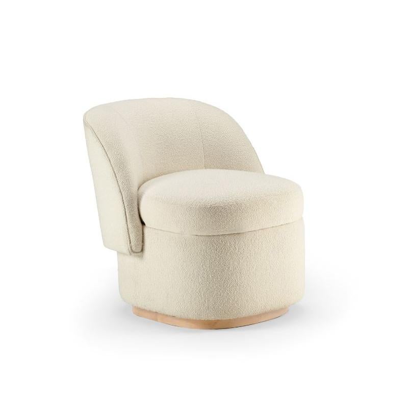 Sofá Gia con 160 cm (63'')
Sillón Two Bisou

Tejido para cada artículo COM

El tejido COM es responsabilidad del cliente.

De líneas redondeadas y suaves, con una combinación de tejido liso y esculpido, con su respaldo tapizado de textura
