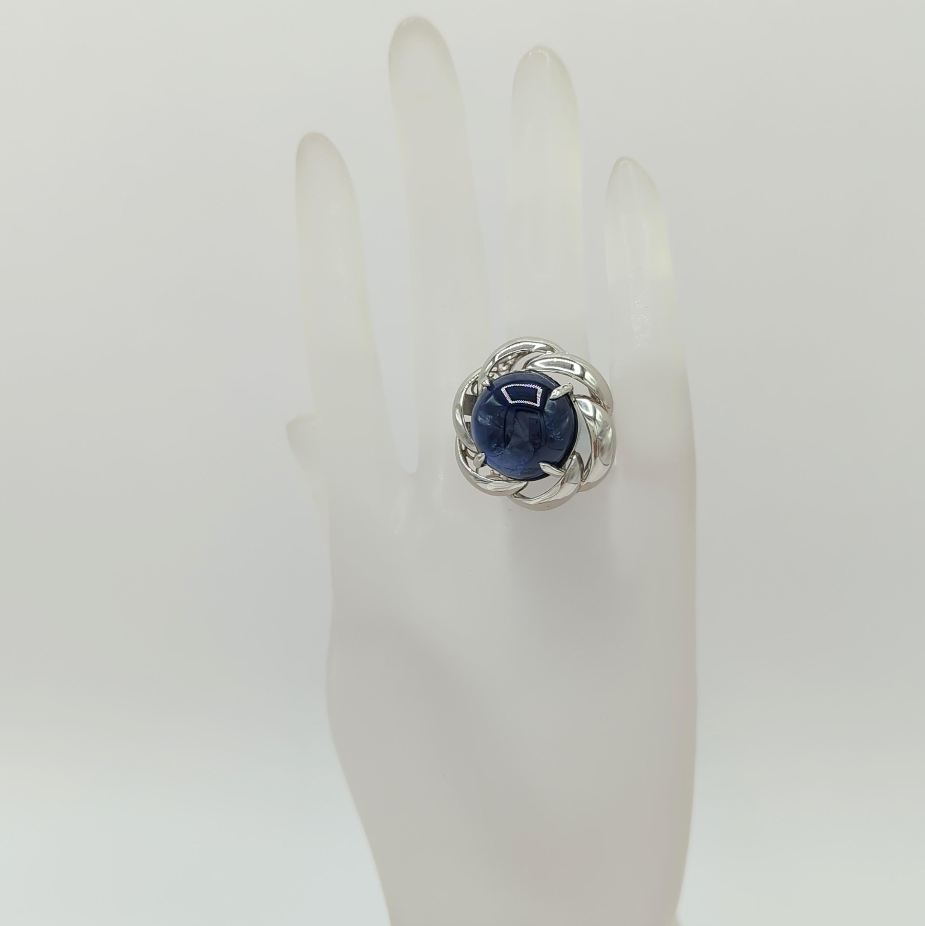 Round Cut GIA Sri Lanka Blue Sapphire Cabochon Ring in Platinum For Sale