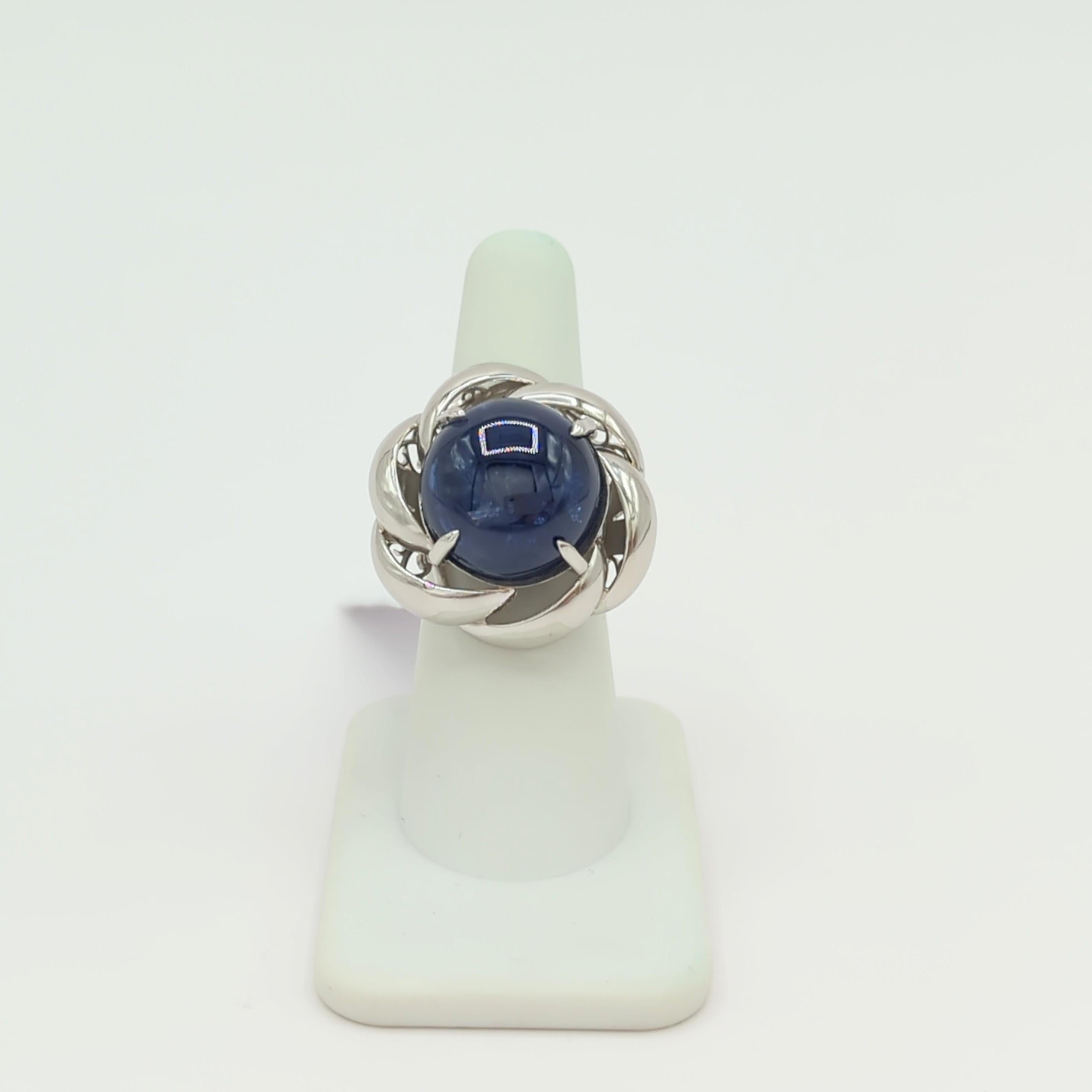 Women's or Men's GIA Sri Lanka Blue Sapphire Cabochon Ring in Platinum For Sale
