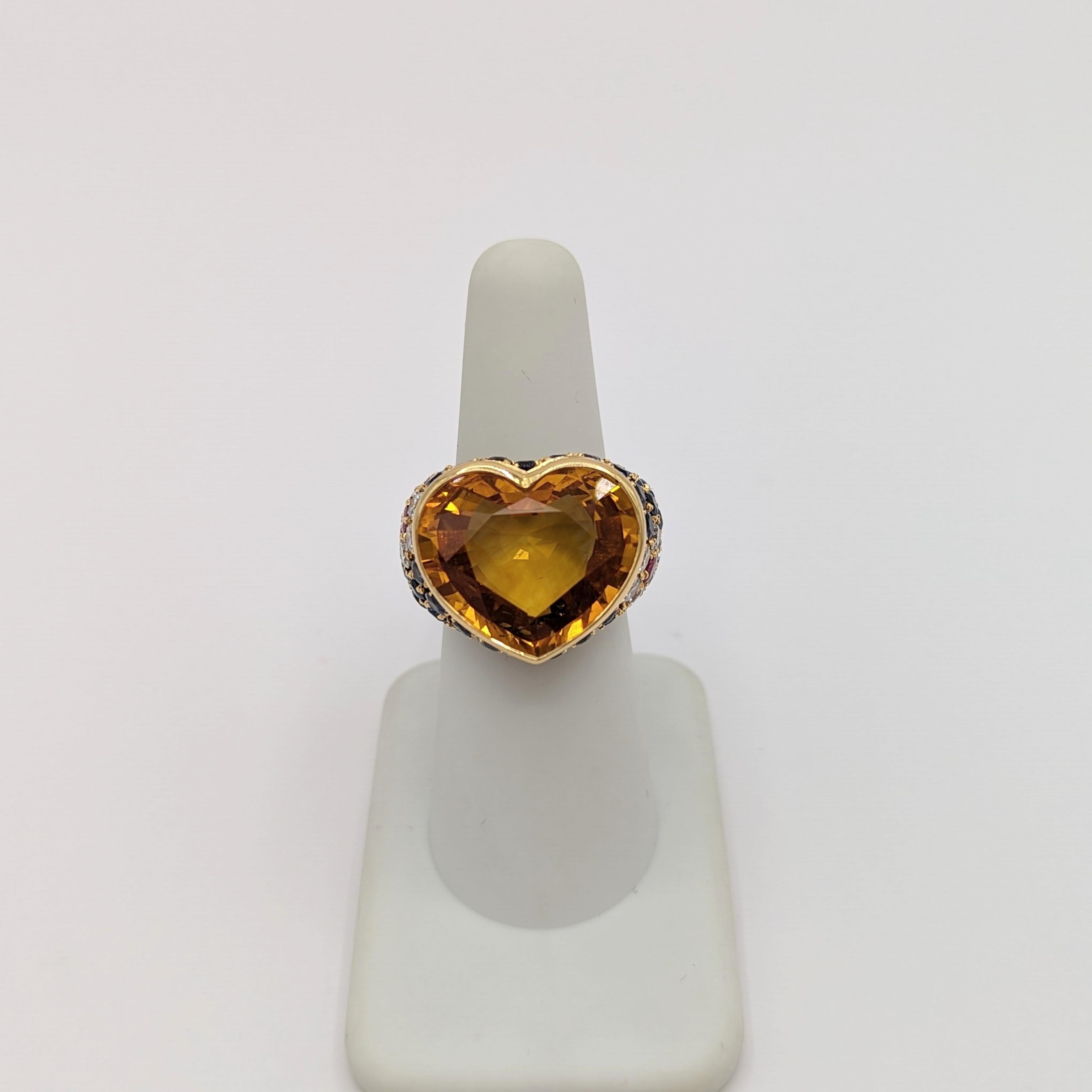 GIA Sri Lanka Yellow Orange Sapphire  and White Diamond Ring in 18K Yellow Gold In New Condition For Sale In Los Angeles, CA