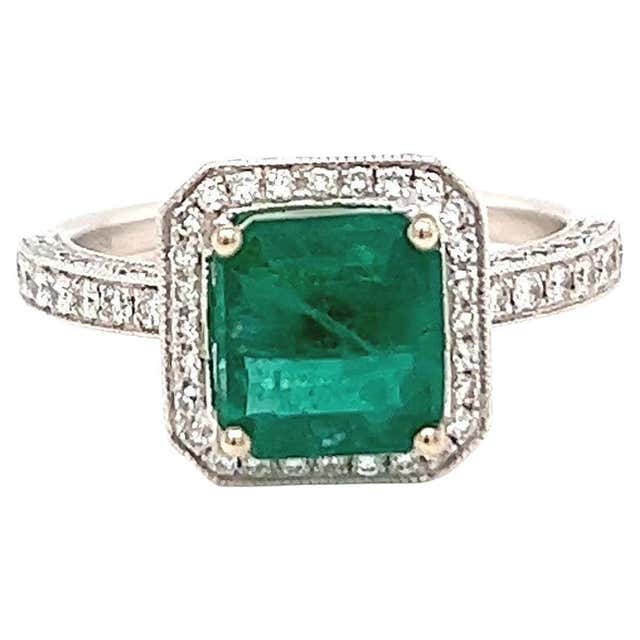 The Rare and Unique No Oil Zambian Emerald Ring For Sale at 1stDibs