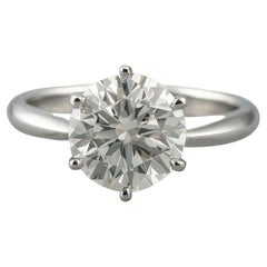 GIA
Tiffany zertifizierter Platin-Solitärring mit rundem Brillantdiamanten