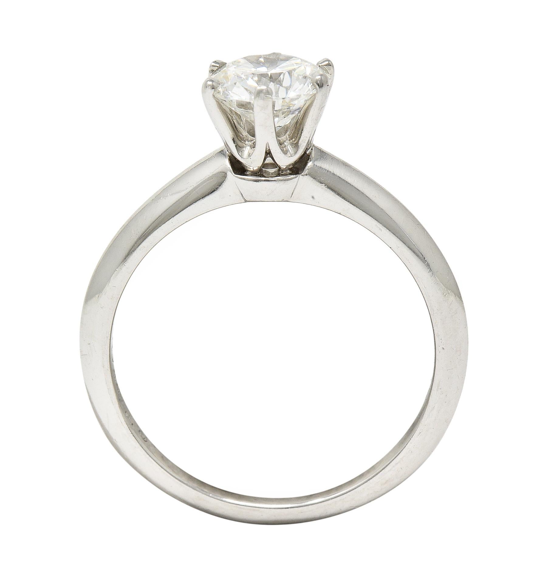 GIA Tiffany & Co. Contemporain  Bague de fiançailles en platine avec un diamant de 0,90 CTW en vente 2