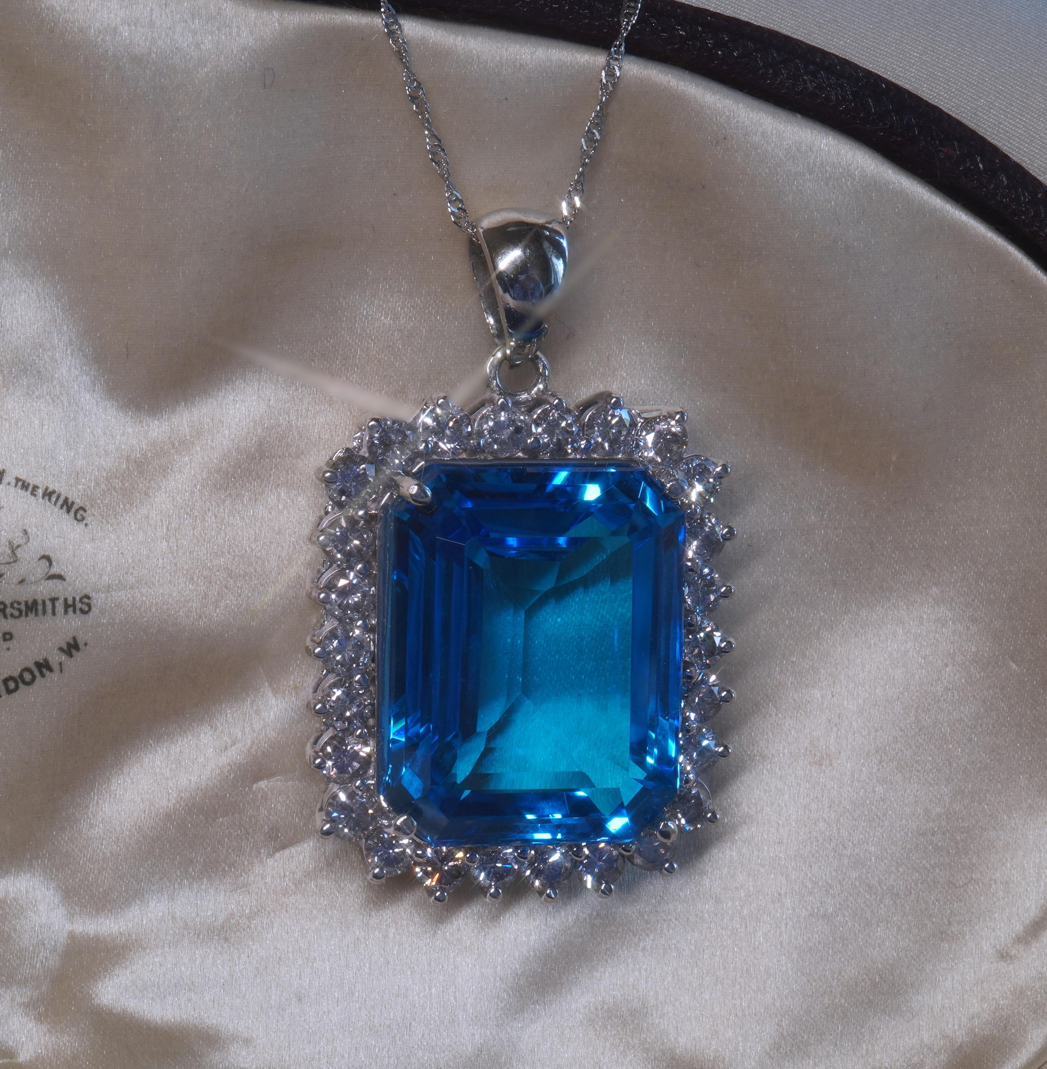 GIA Topaz 14K Pendant Diamond Certified Necklace Vintage VS HUGE 62.27 Carats! For Sale 2