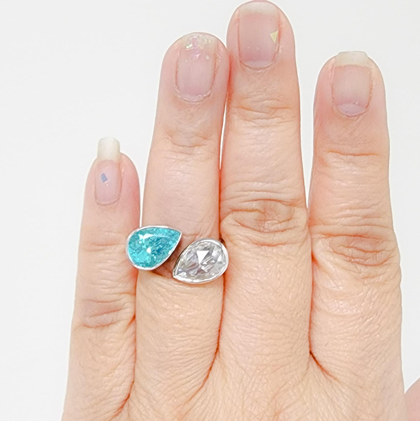Bypass-Ring aus Platin mit GIA-Turmalin und weißem Diamant (Tropfenschliff)